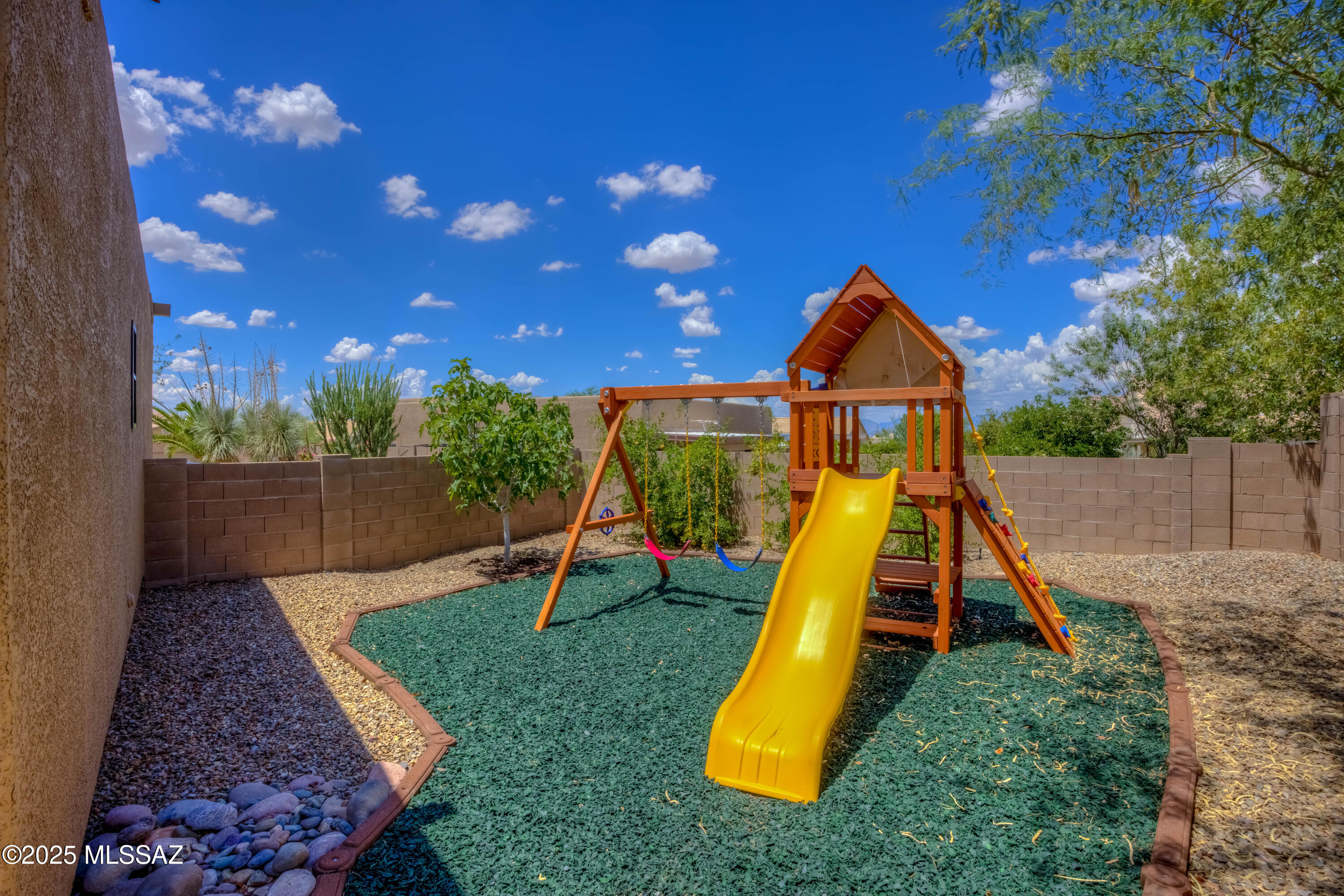 Santa Rita Shadows (1-50) - Residential