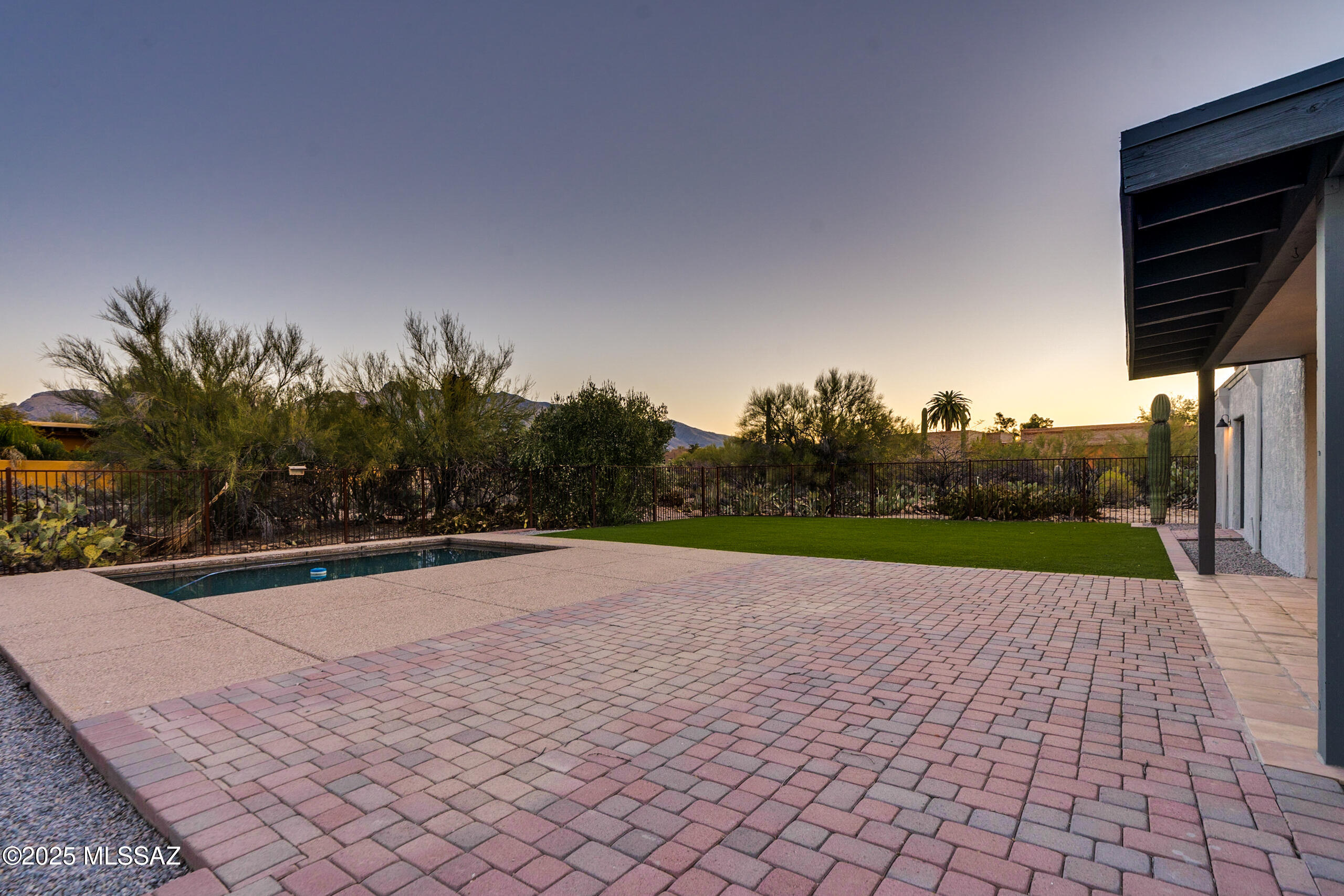 Catalina Foothills Estates NO. 7 - Residential