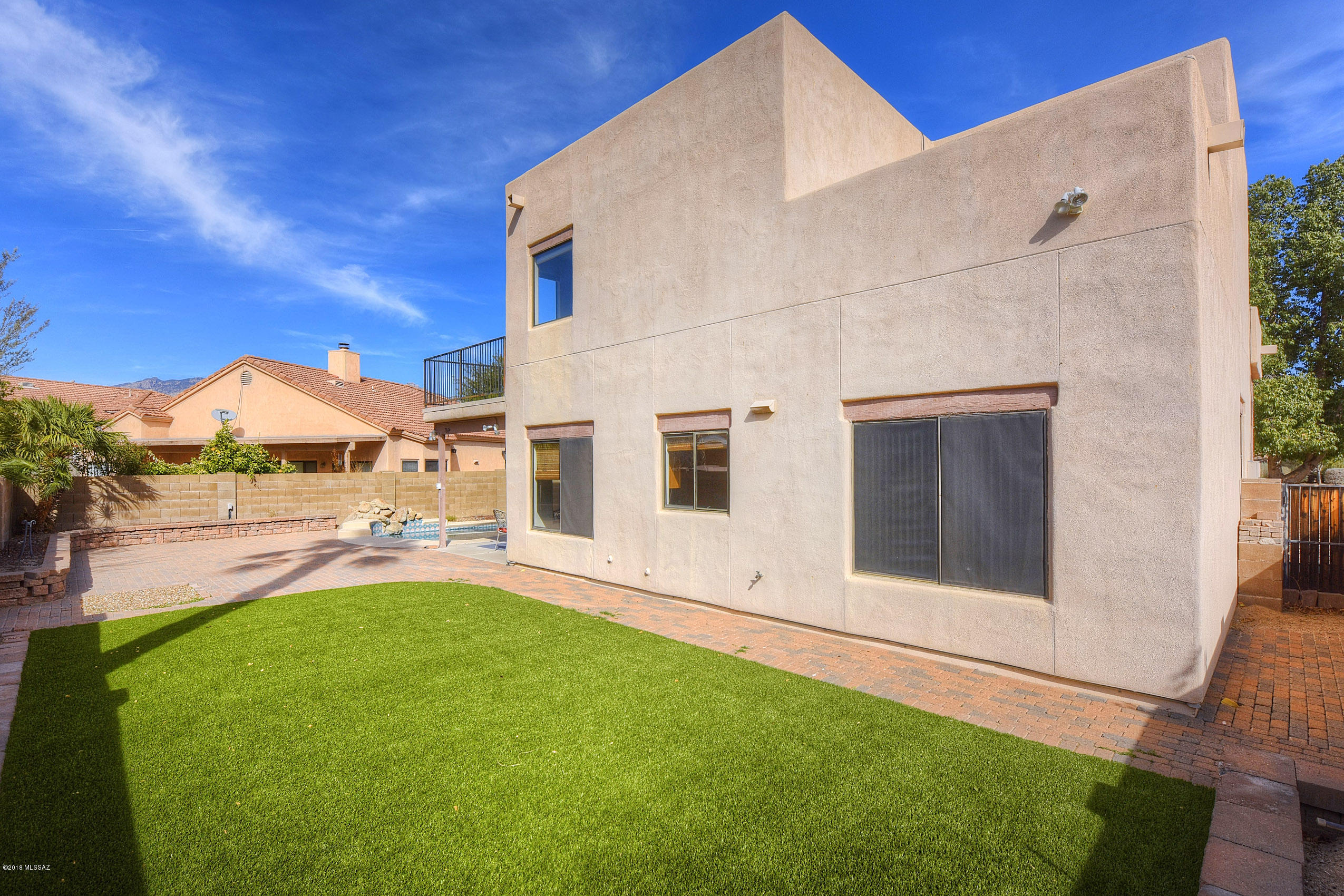 Vista Del Rio (218-290) - Residential