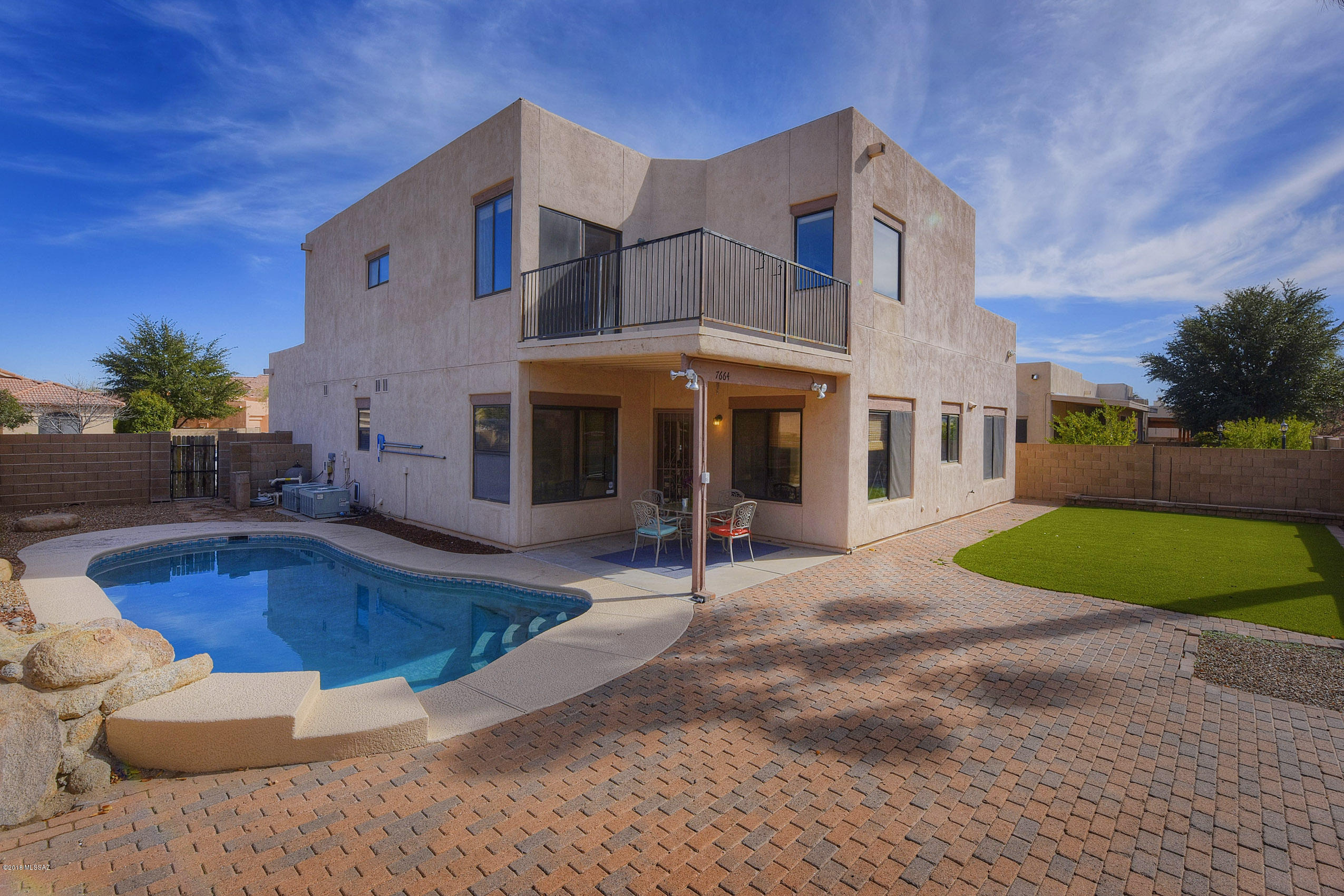 Vista Del Rio (218-290) - Residential