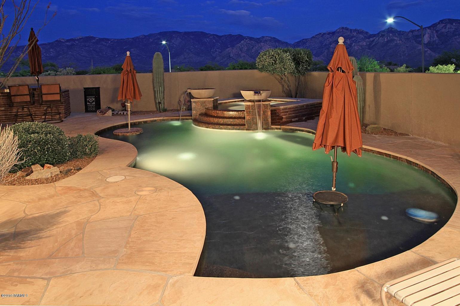 Honey Bee Ridge(The Estates At) - Residential