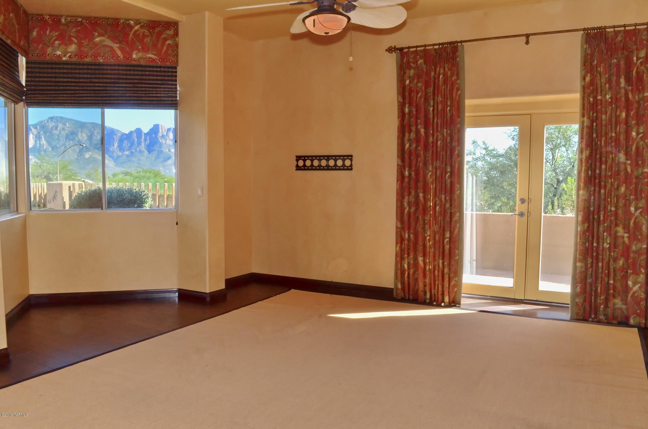 Honey Bee Ridge(The Estates At) - Residential