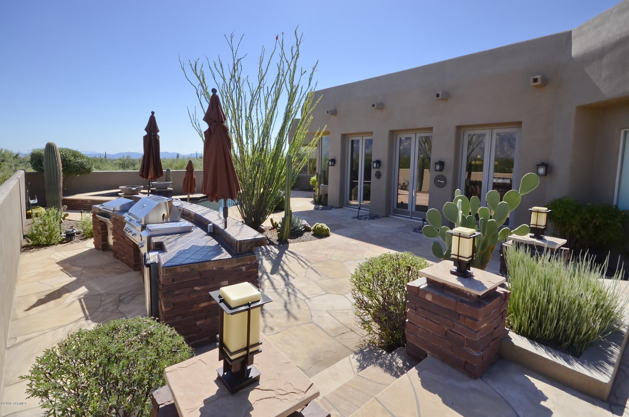Honey Bee Ridge(The Estates At) - Residential