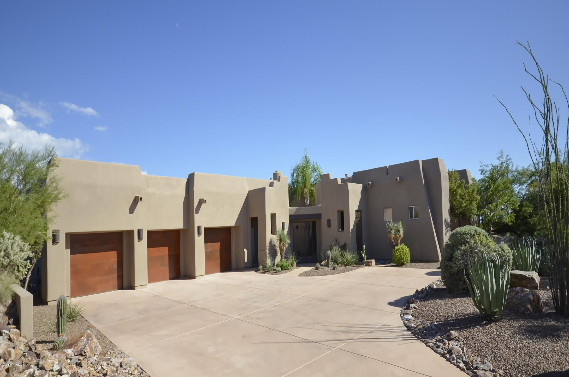 Honey Bee Ridge(The Estates At) - Residential