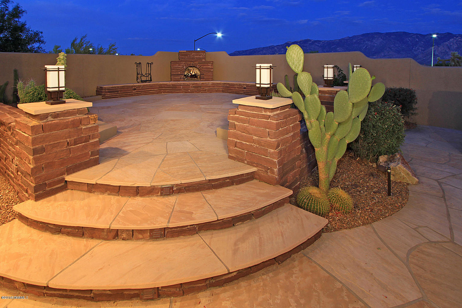 Honey Bee Ridge(The Estates At) - Residential
