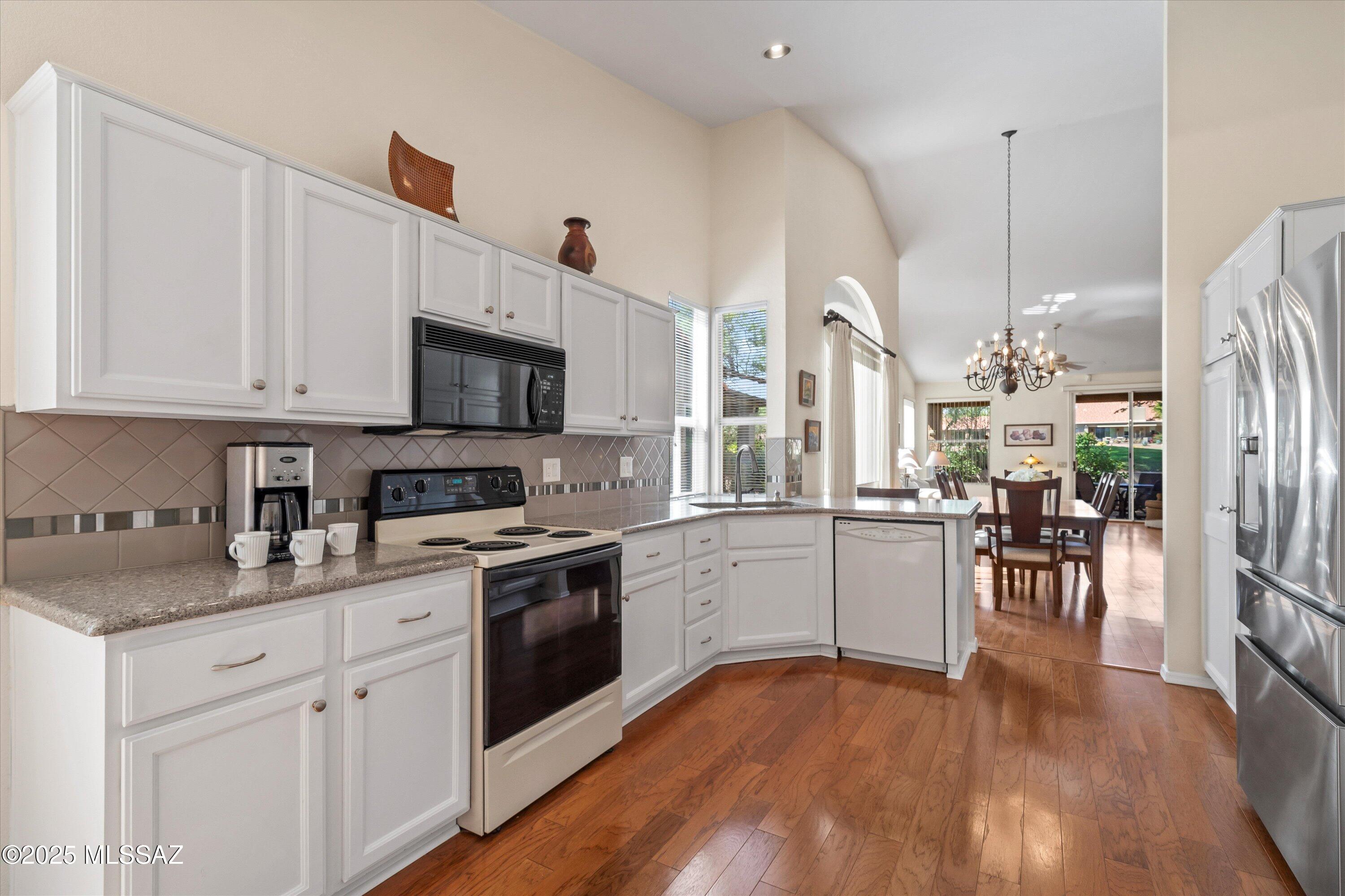 64324 E Wind Ridge Circle