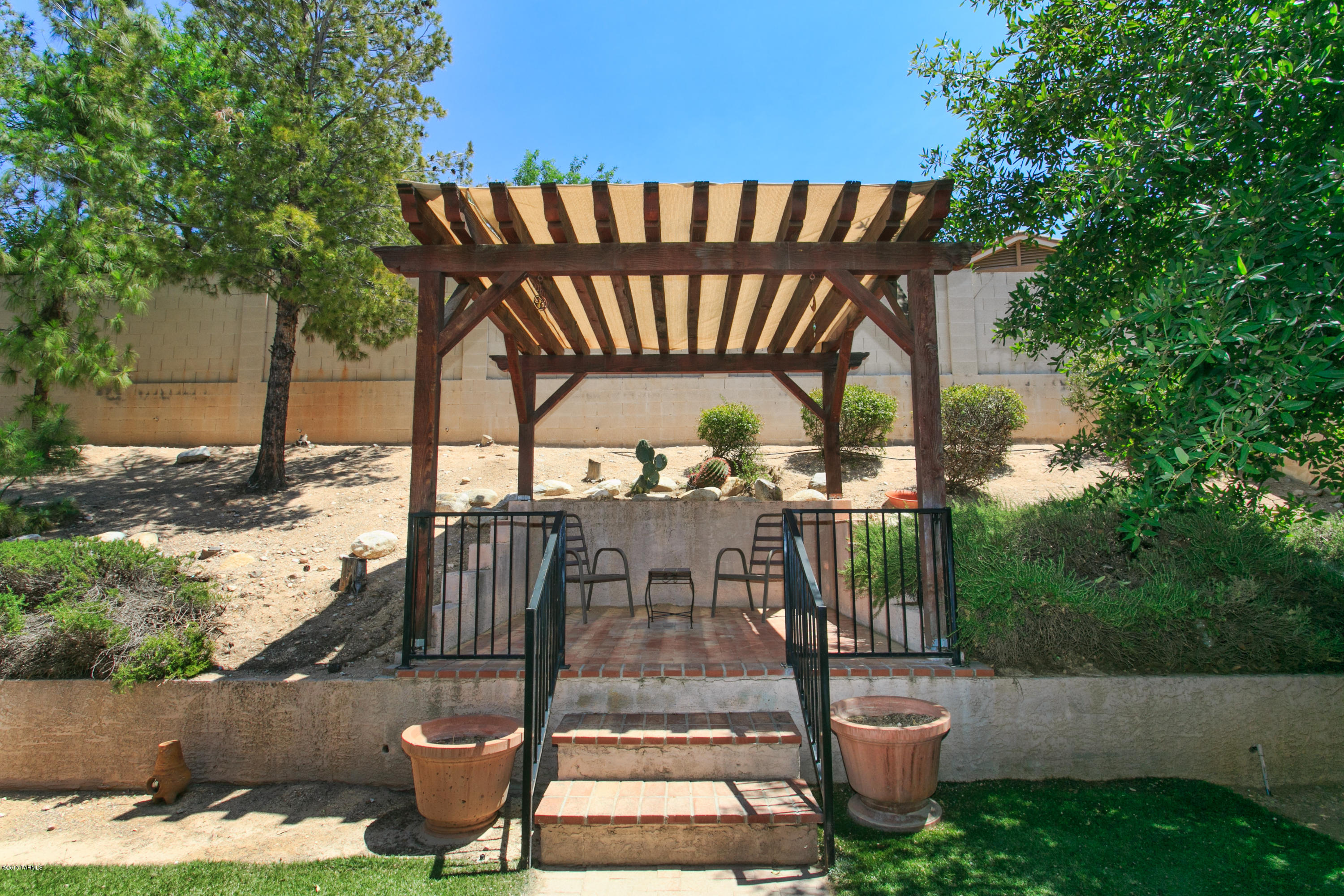 Shadows @ Sabino (1-103) - Residential