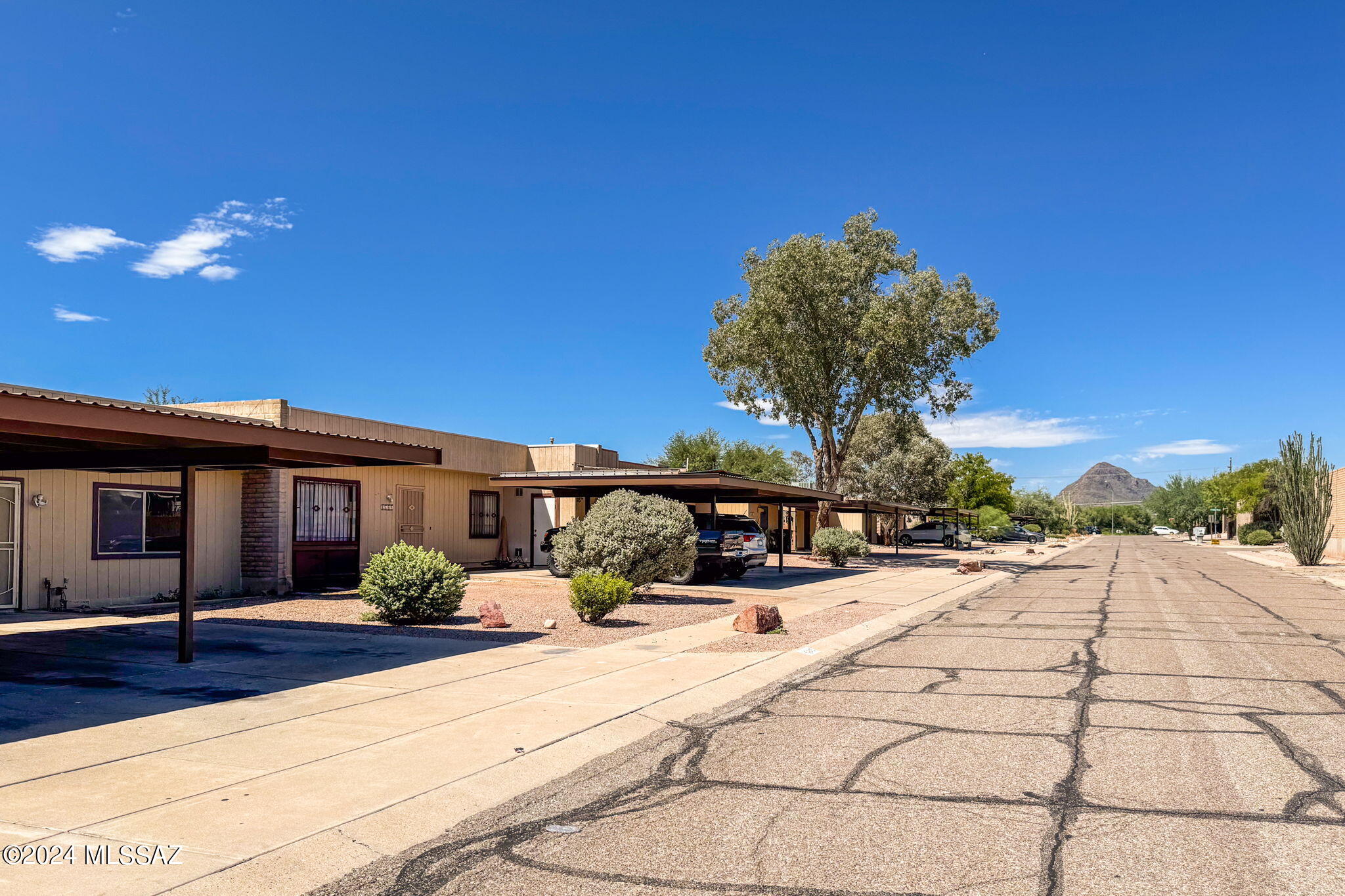 Kennedy Park Twnhss (1-125) - Residential