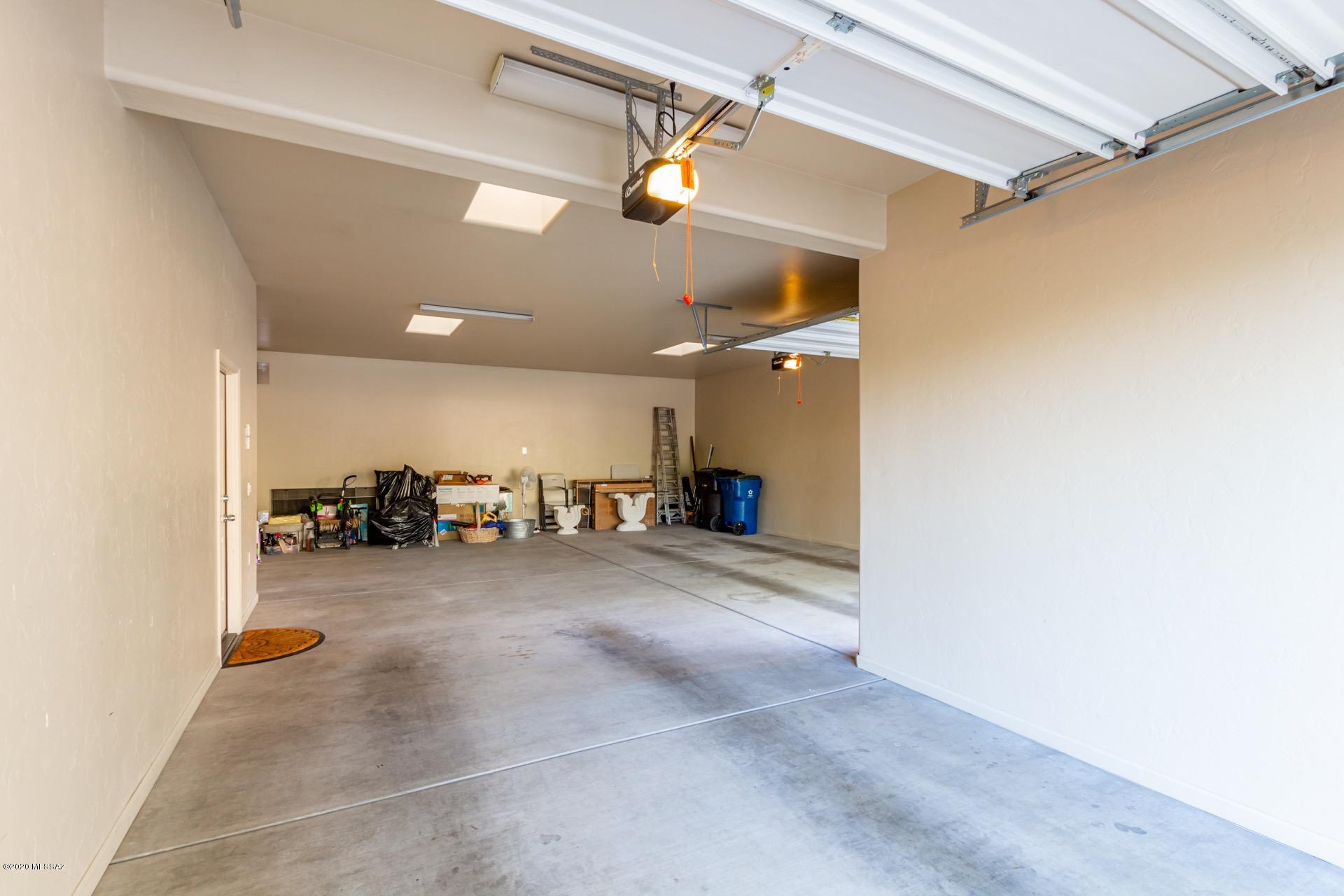 Sabino Mountain (1-290) - Residential