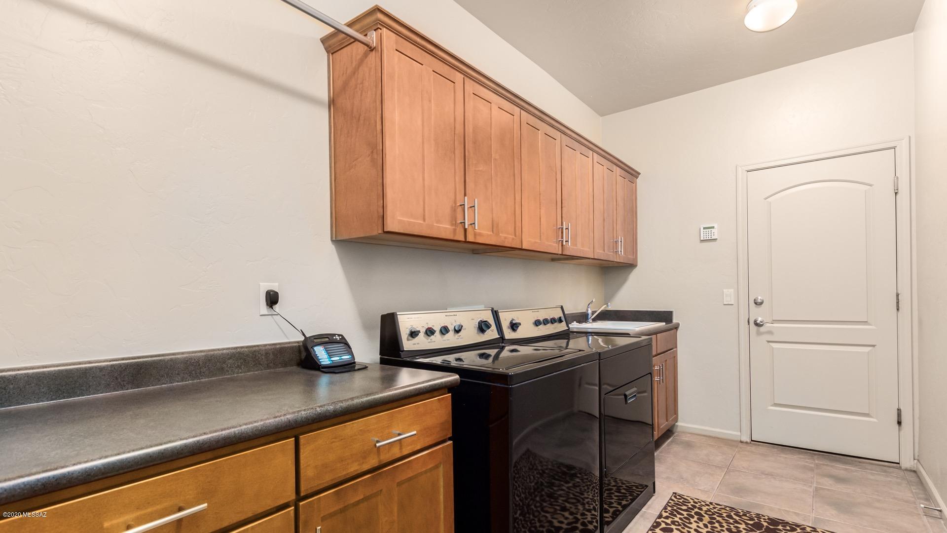 Sabino Mountain (1-290) - Residential
