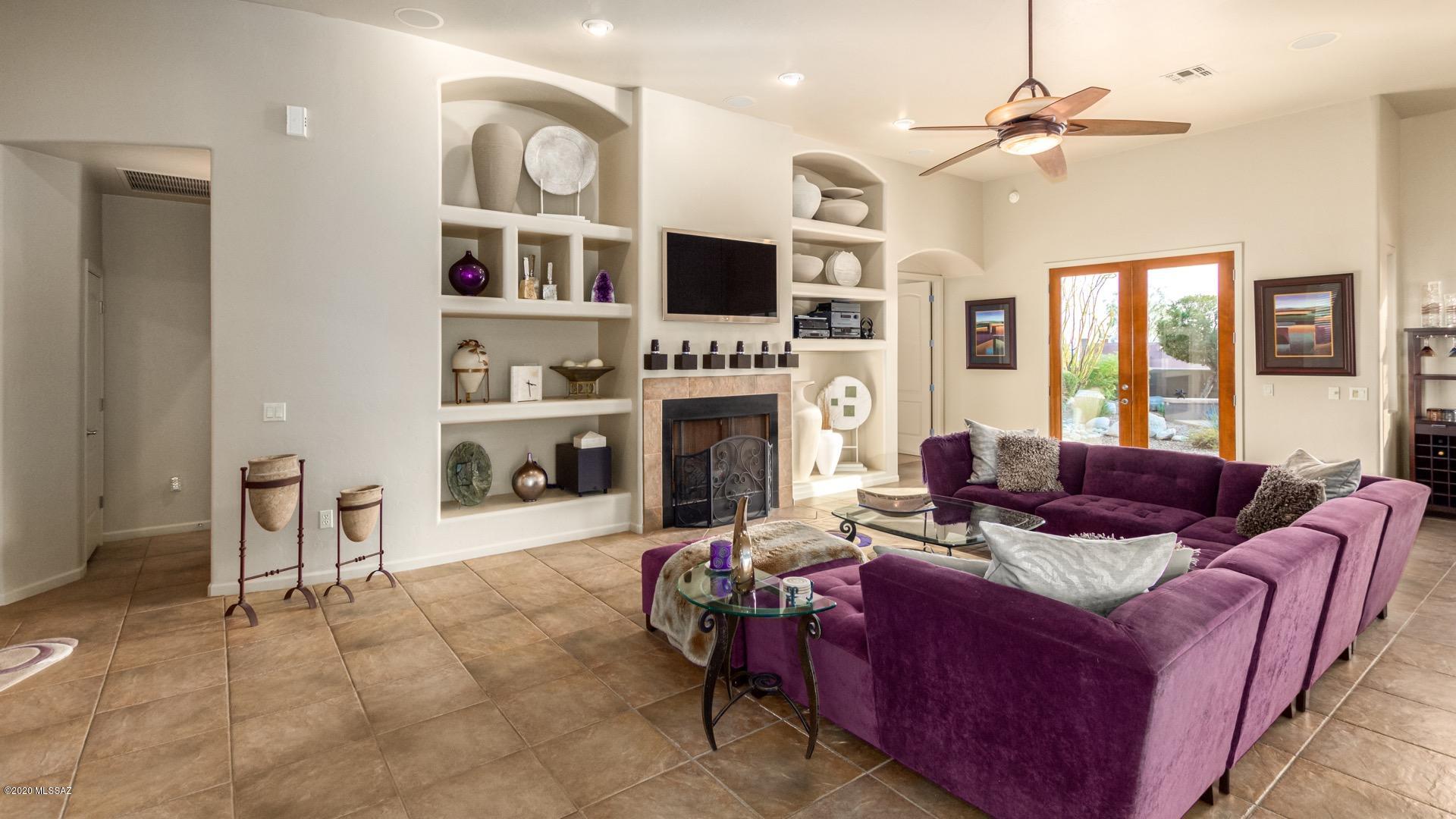 Sabino Mountain (1-290) - Residential