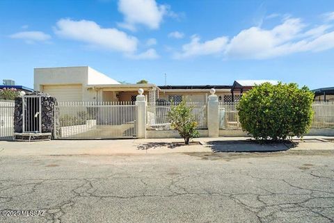 4733 S Camino Paso Doble Tucson AZ 85714