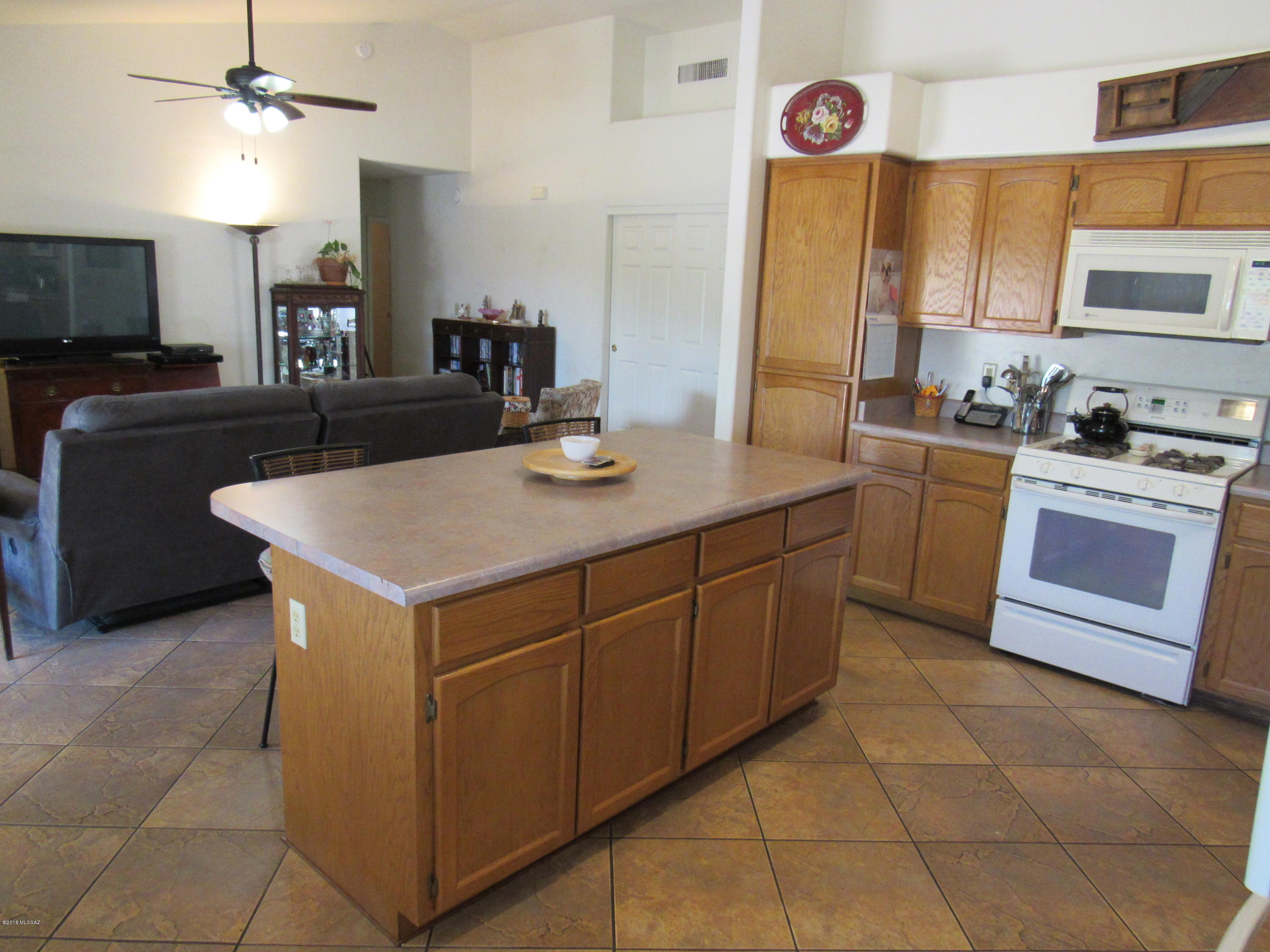 Colonias La Canada (1-82) - Residential