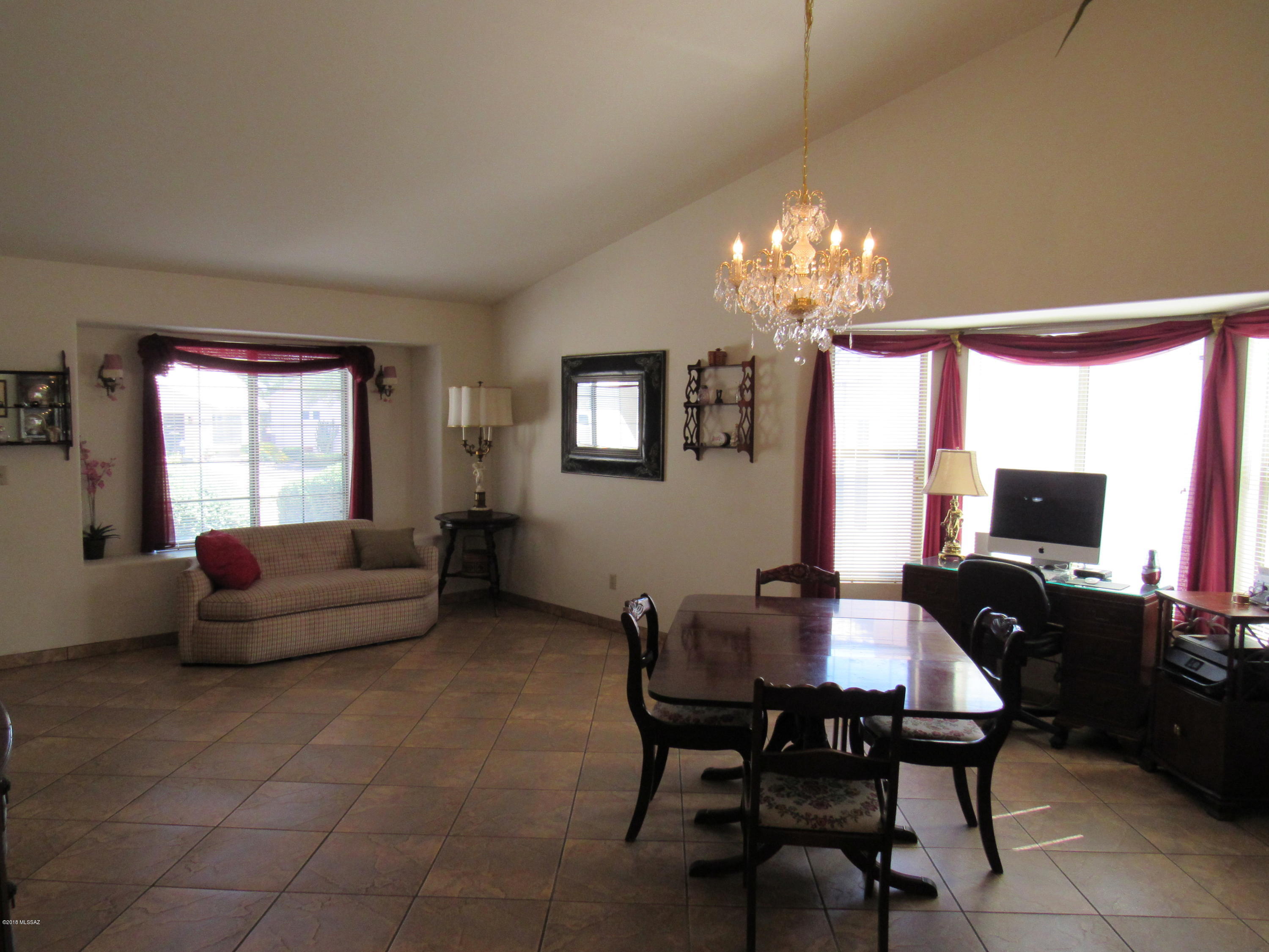 Colonias La Canada (1-82) - Residential