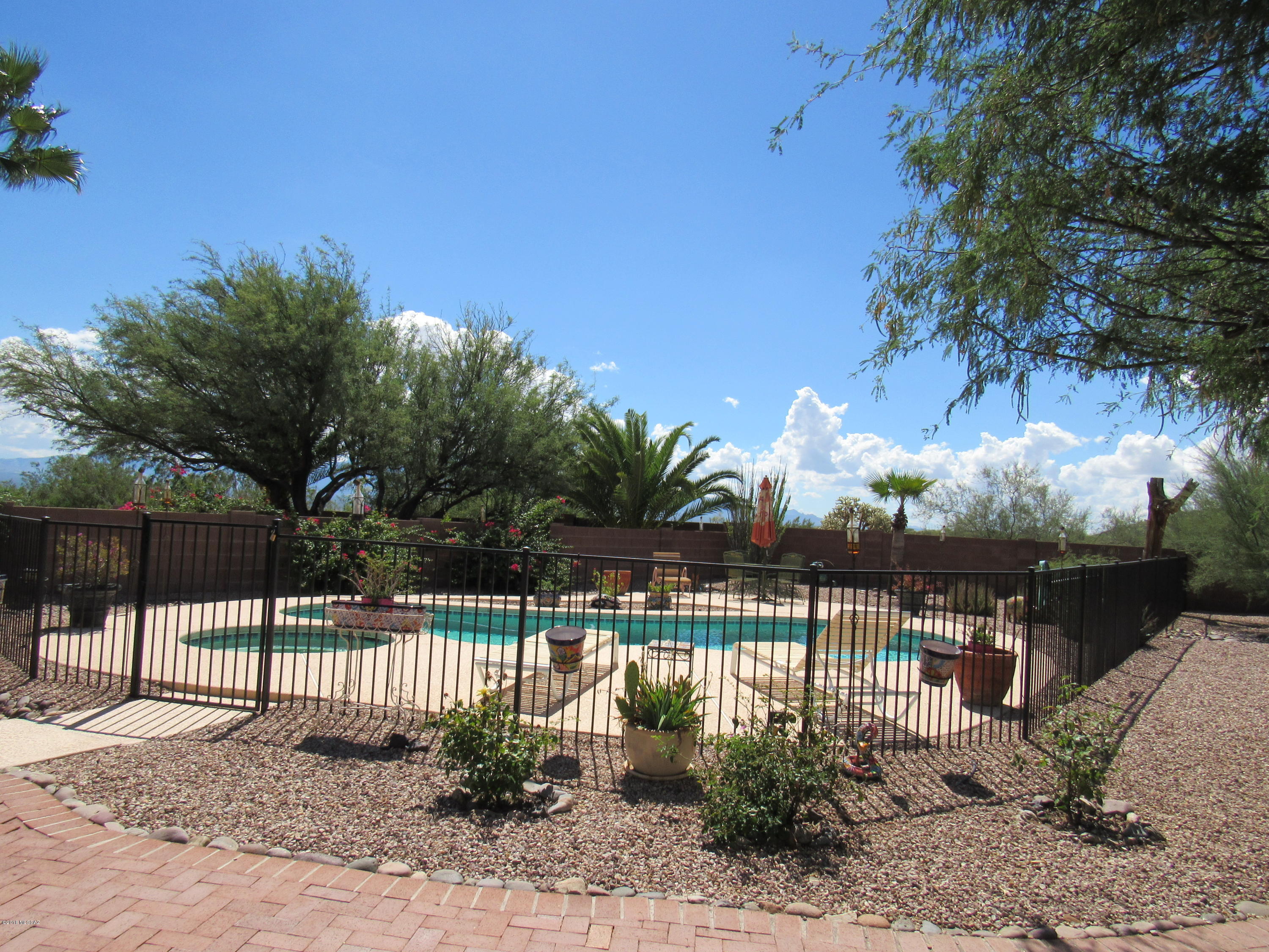 Colonias La Canada (1-82) - Residential