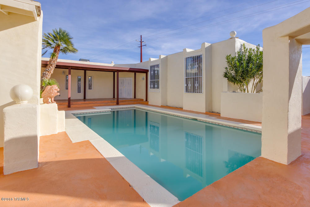 Sunset Manor(1-92) - Residential