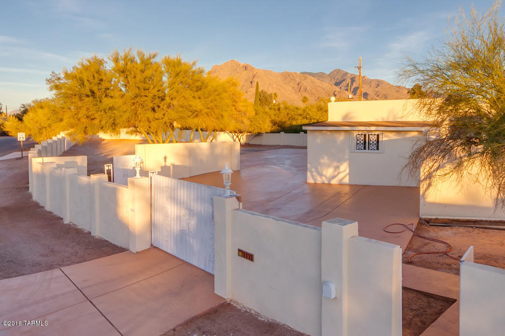 Sunset Manor(1-92) - Residential
