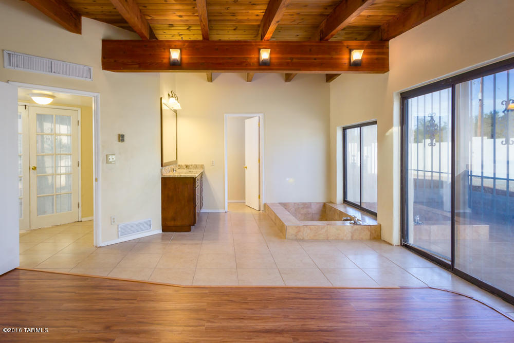 Sunset Manor(1-92) - Residential