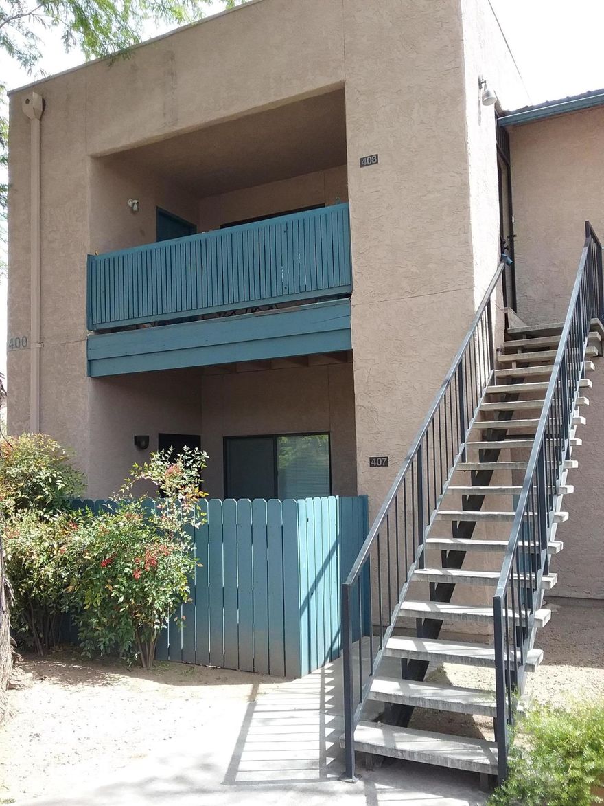 Upper corner location with beautiful Mountain Views. Roomy great-room and 2 good
sized bedrooms. This condo is tiled throughout, no carpets here. 
Laundry closet and large walk-in closet in the master suite. Ceiling
fans in the great-room and bedrooms. The outdoor balcony area has a
storage closet as well as a security door entering your outdoor living
area from the stairs. Enjoy a swim in the community pool or relax in the
spa. HOA includes the recreational facilities, water, trash, exterior
maintenance and common areas. Centrally located near shopping and
schools as well as on the bus line.