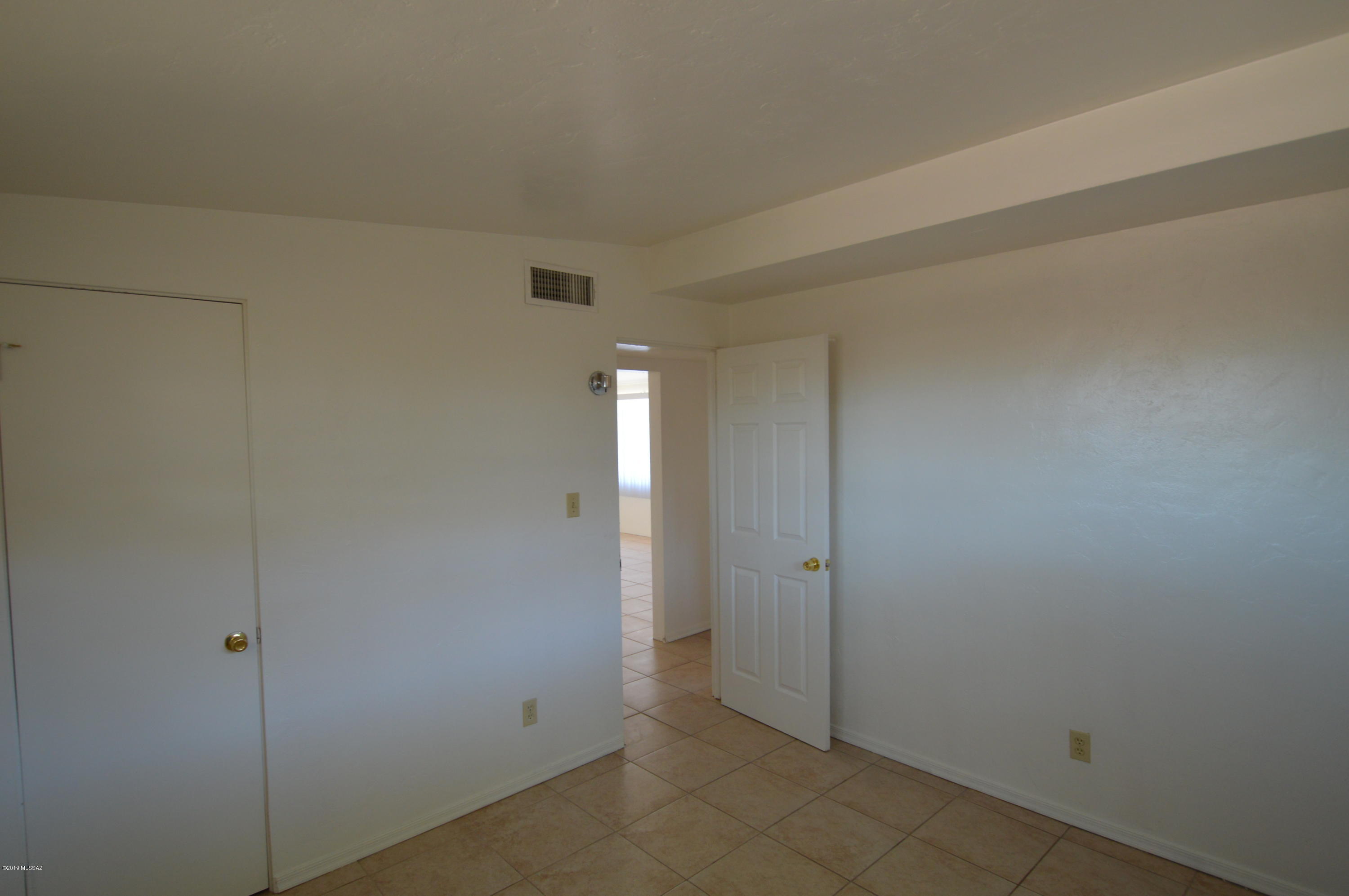 Coronado Heights Resub. - Residential Lease