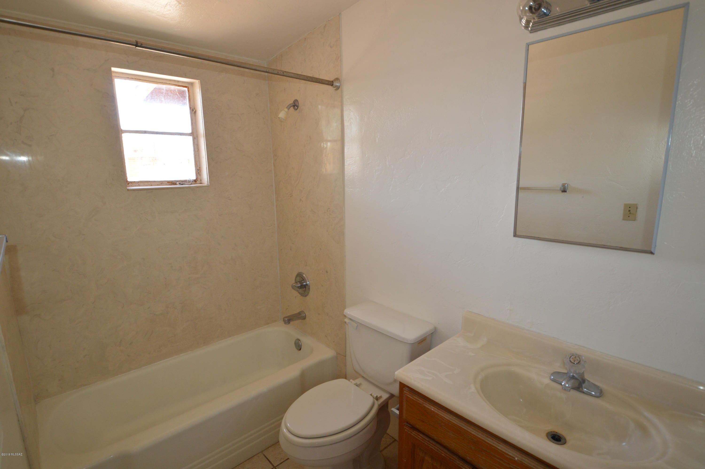 Coronado Heights Resub. - Residential Lease