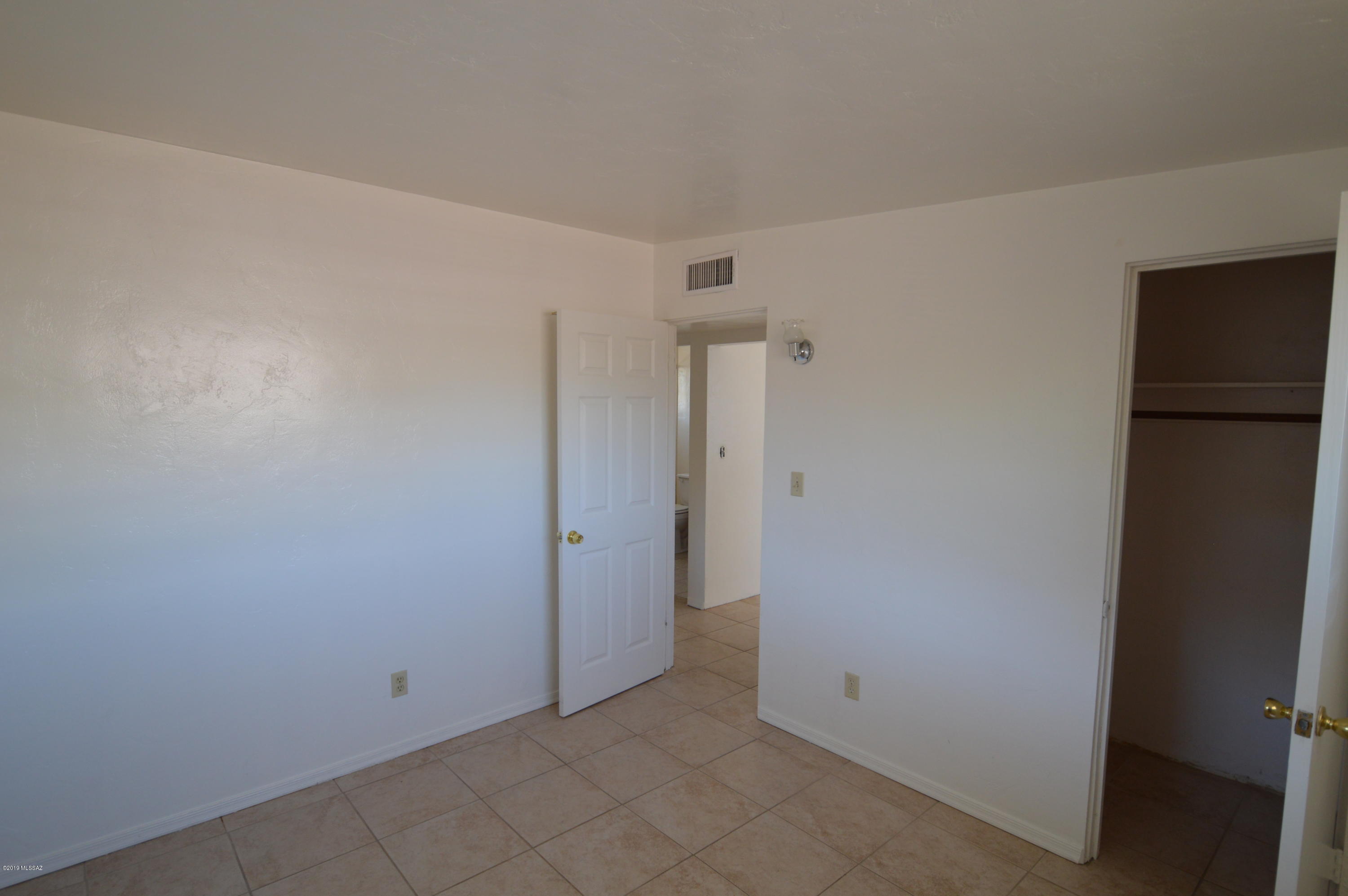 Coronado Heights Resub. - Residential Lease