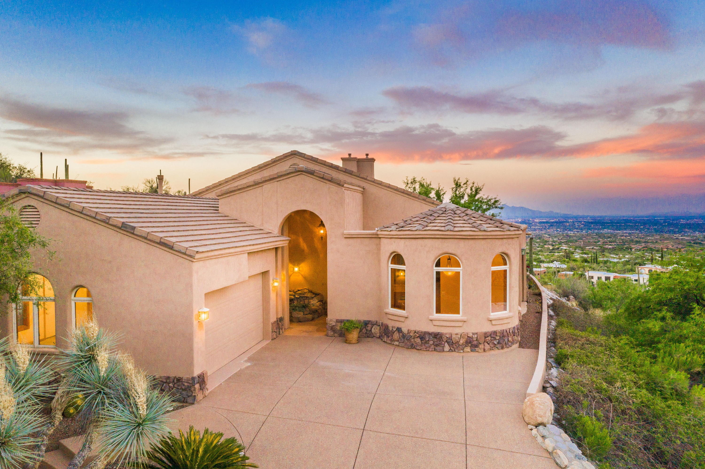 The Summit at Finger Rock (1-36) - Residential