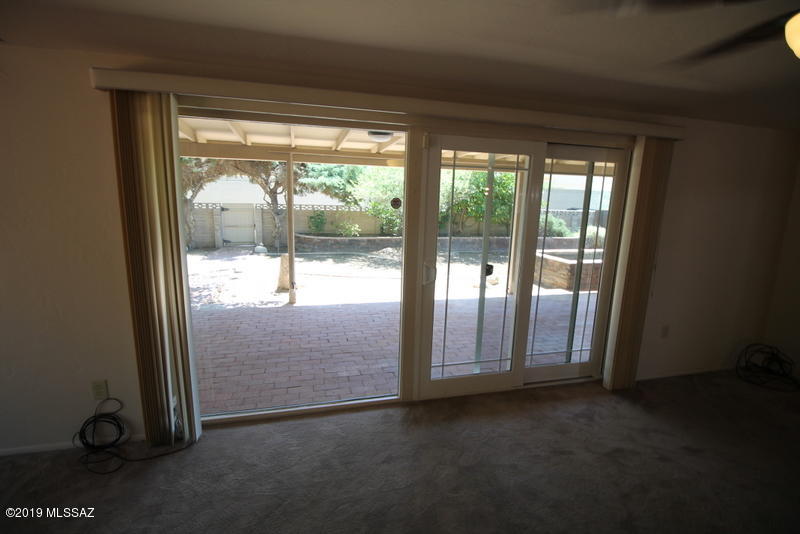 Carriage Hill NO. 3  Blk 1 - Residential Lease