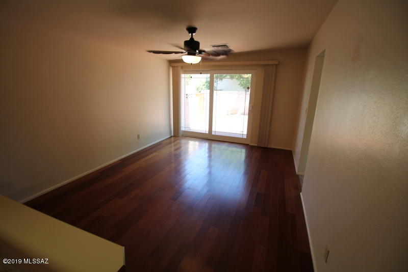 Carriage Hill NO. 3  Blk 1 - Residential Lease