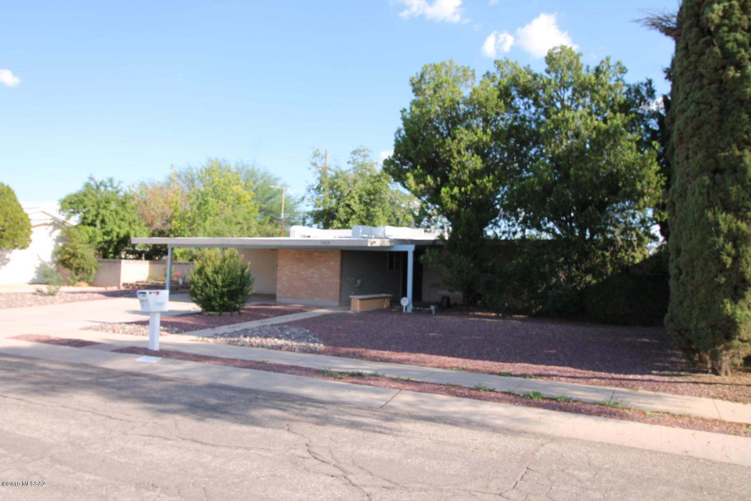 Carriage Hill NO. 3  Blk 1 - Residential Lease