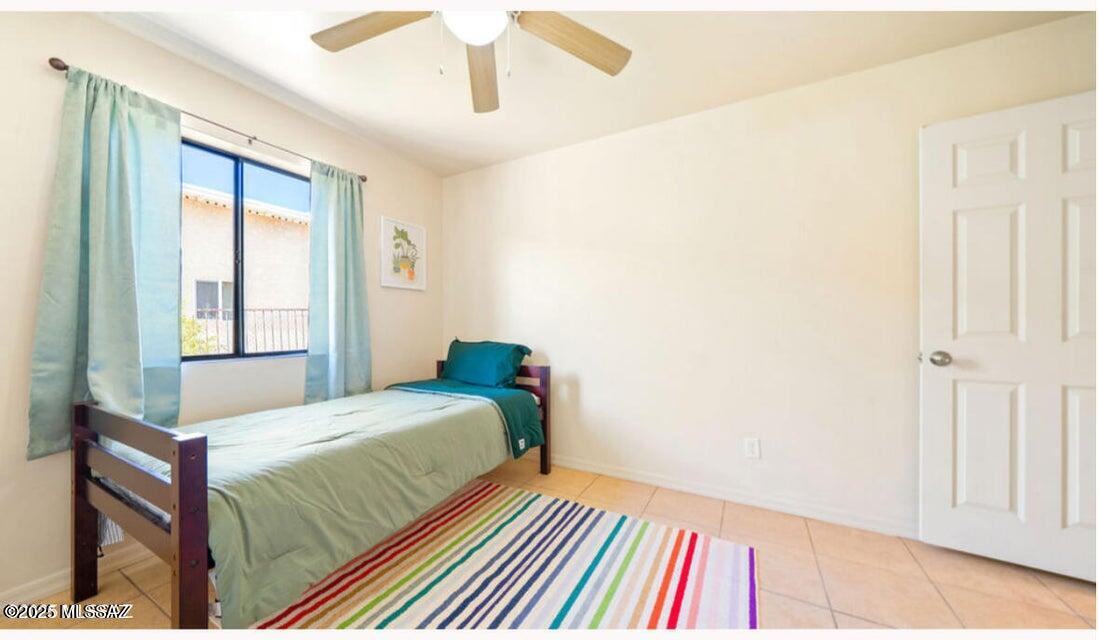 1432 S Curtis Avenue