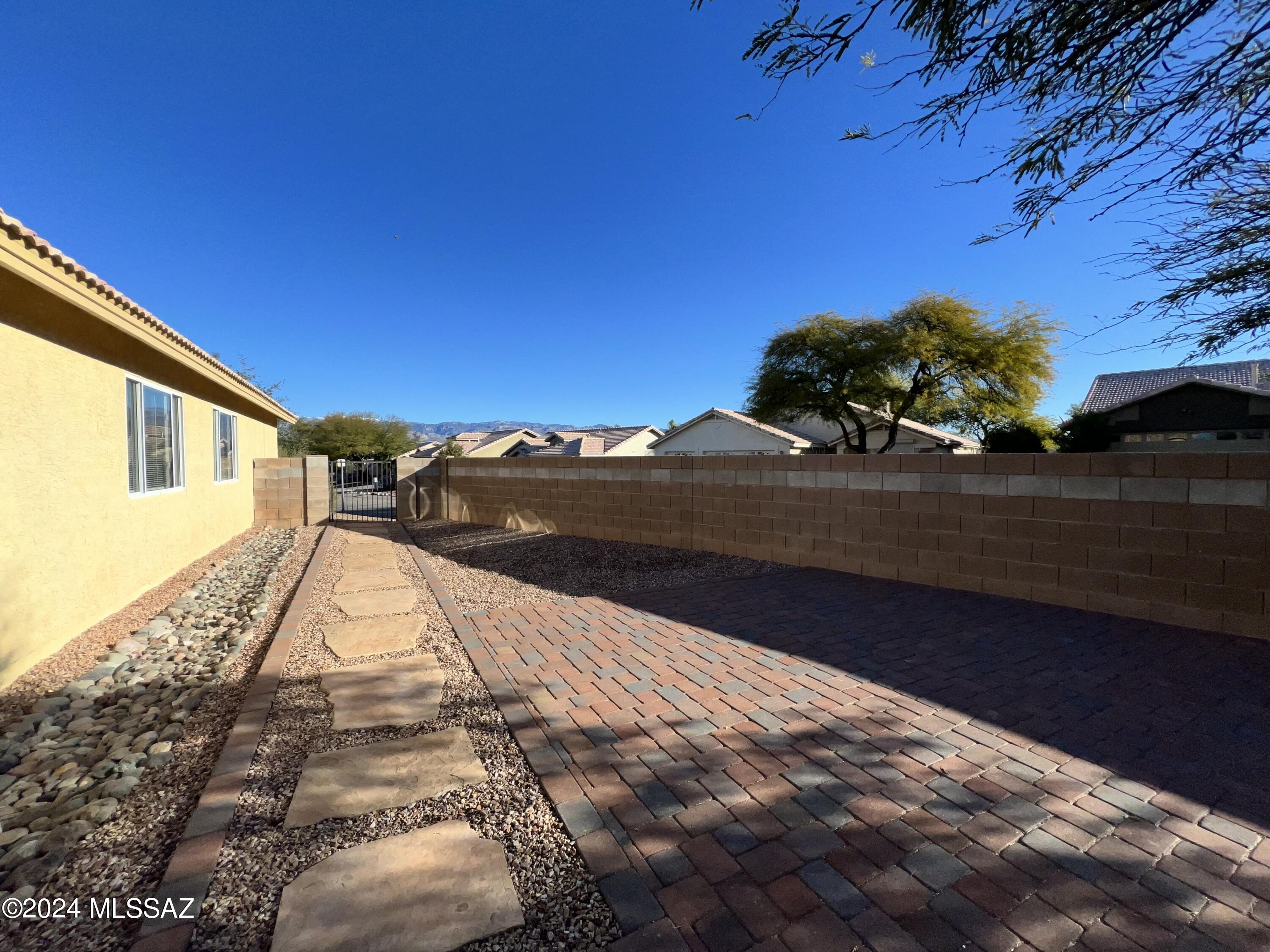 Hidden Vista (1-147) - Residential Lease