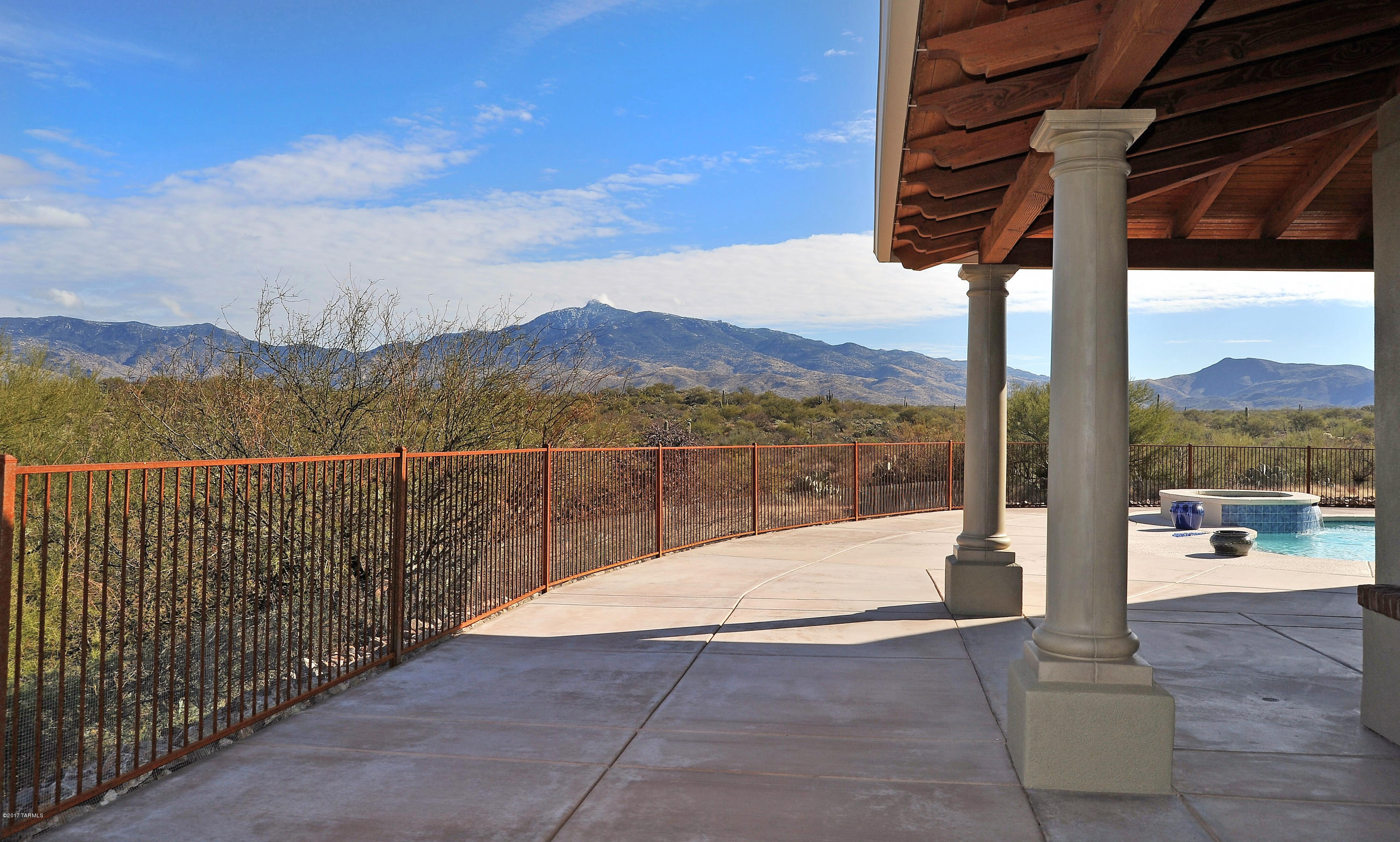 Coyote Creek (1-395) - Residential