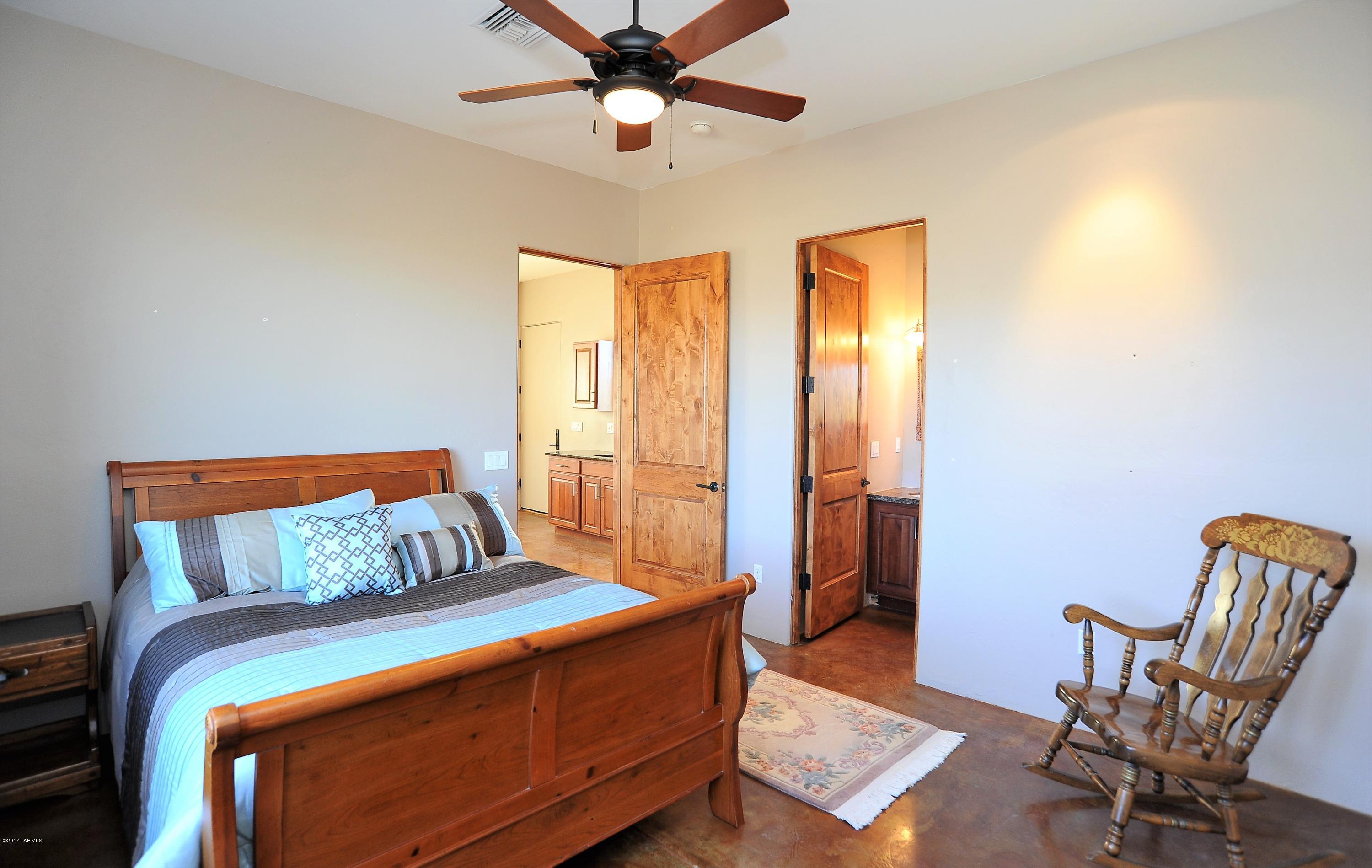 Coyote Creek (1-395) - Residential