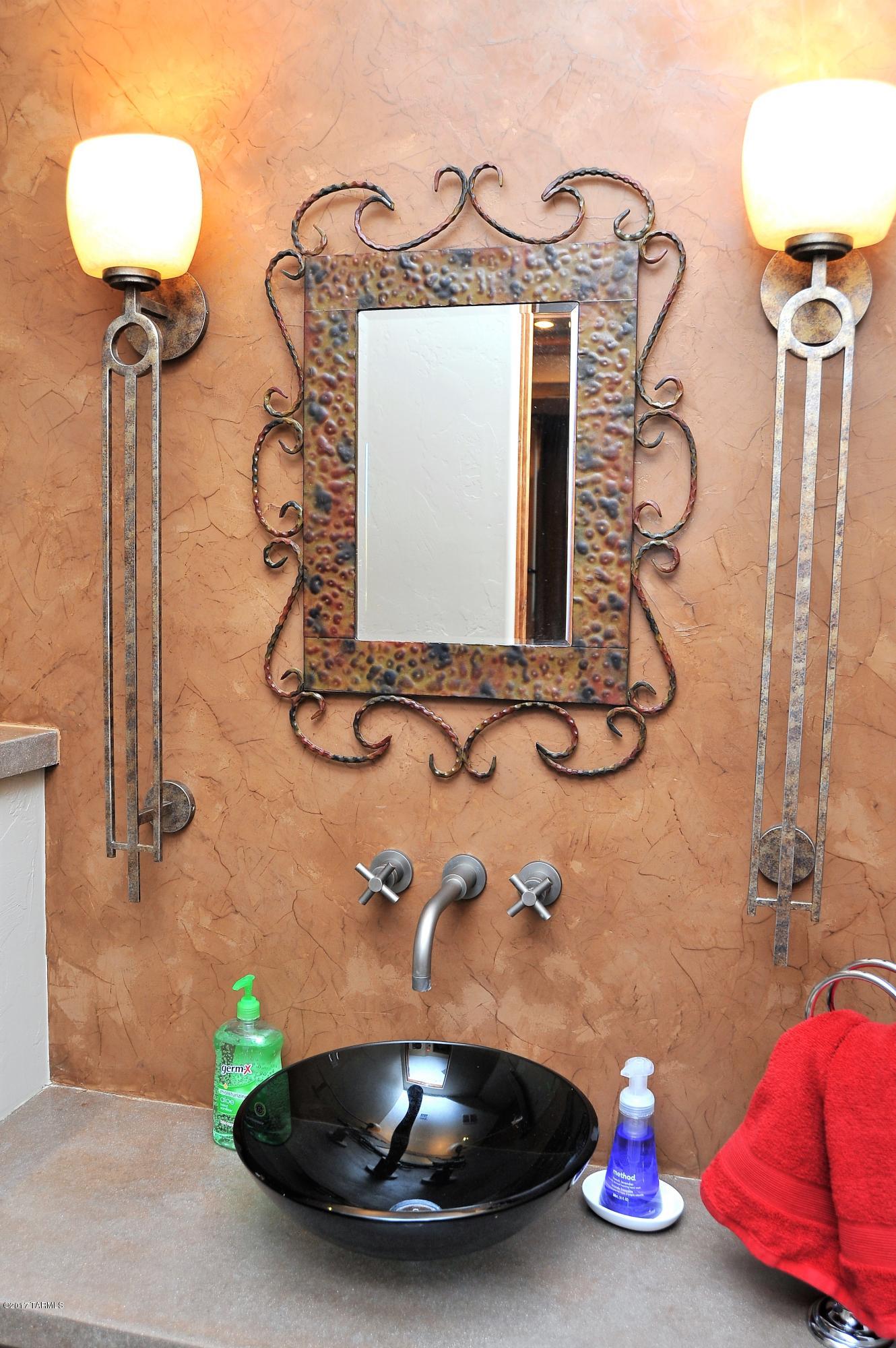 Coyote Creek (1-395) - Residential