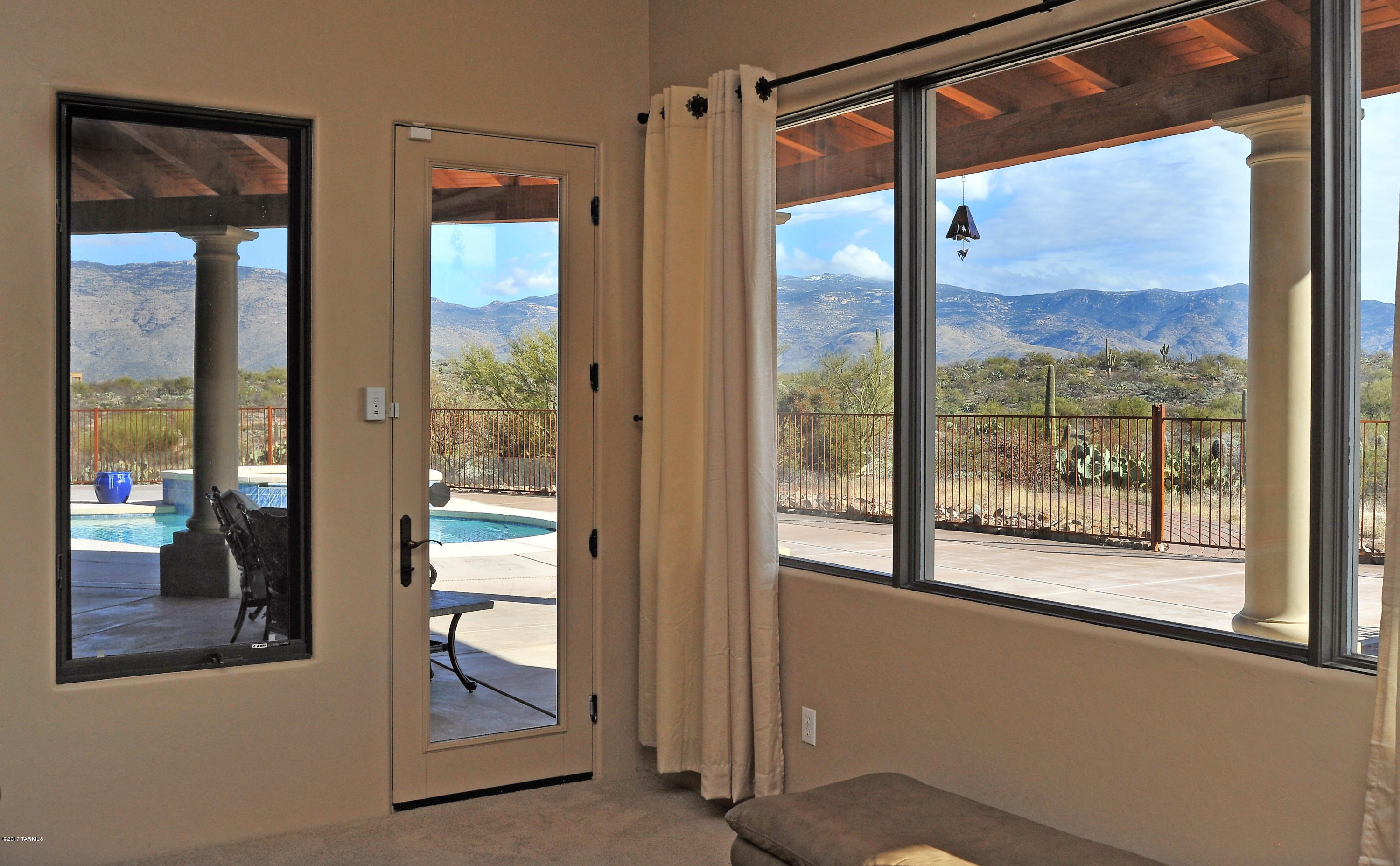 Coyote Creek (1-395) - Residential