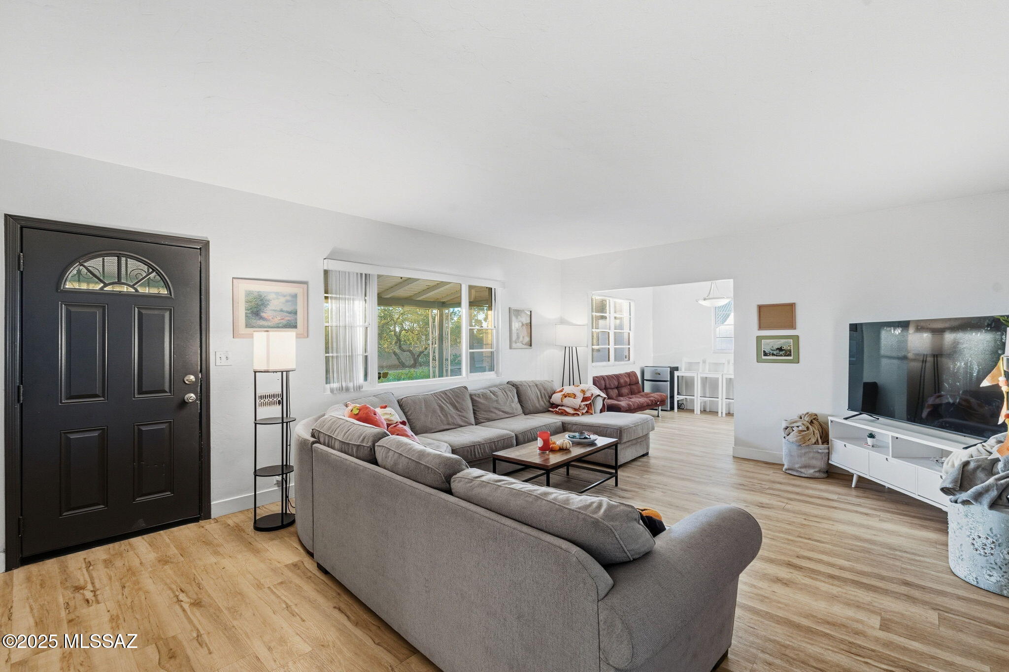 2050 N Campbell Avenue