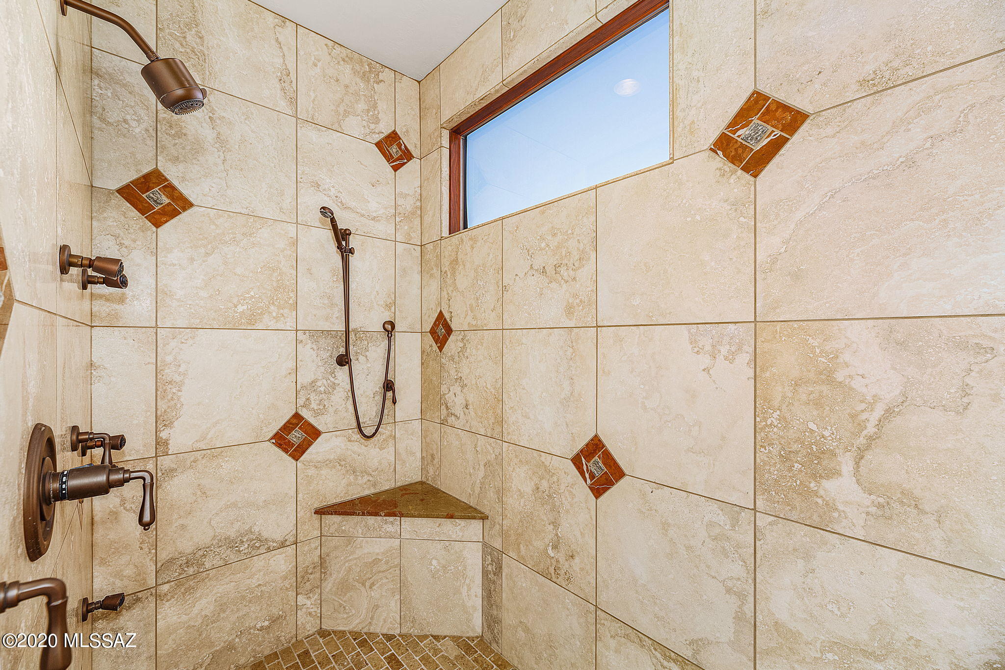 Canyon Pass III At Dove Mountain (111-181) - Residential
