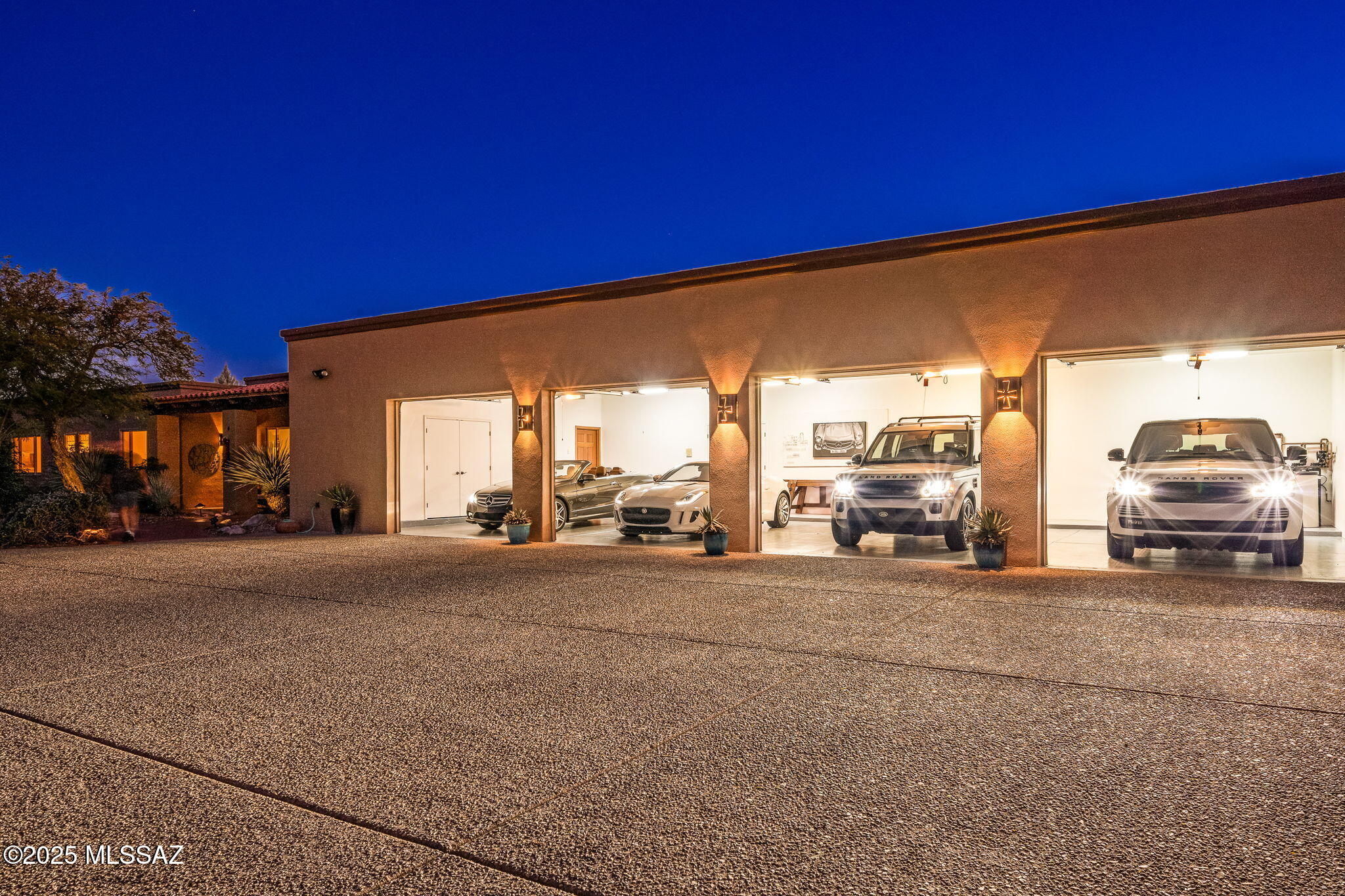Catalina Foothills Estates NO. 10 (91-118, 120, 122, 124-126,154-160) - Residential