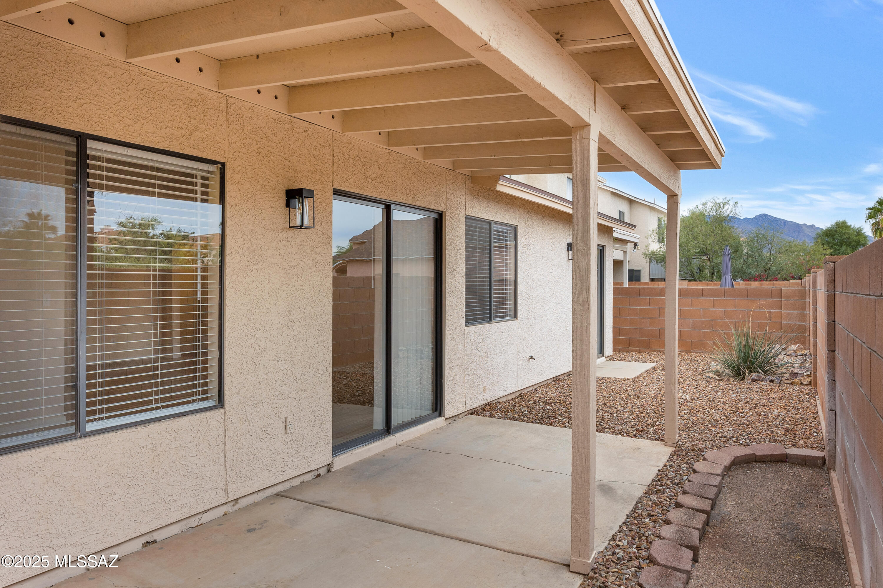 Country Club(1-221) - Residential
