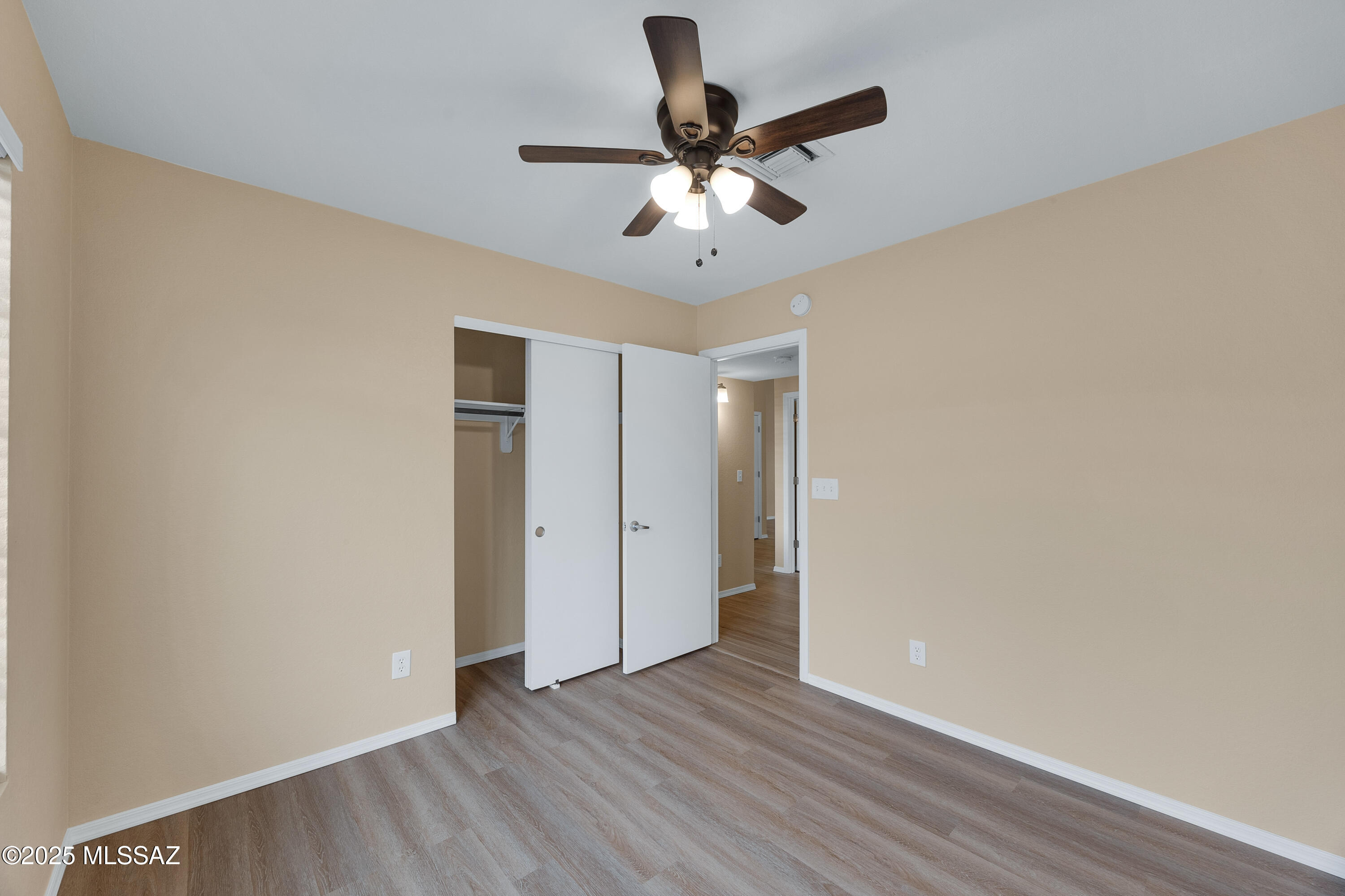 Country Club(1-221) - Residential