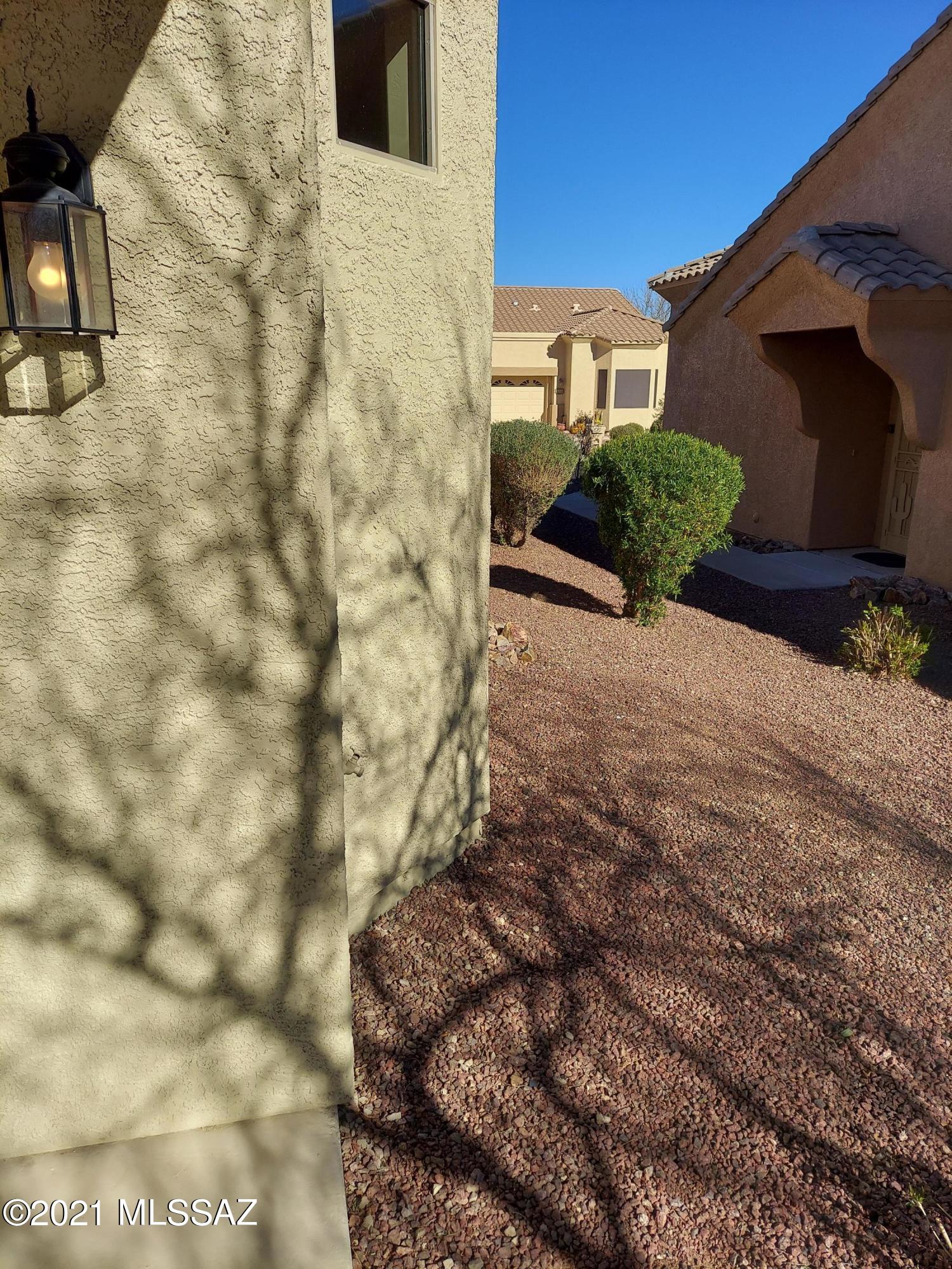 Las Campanas Village (1-111) - Residential