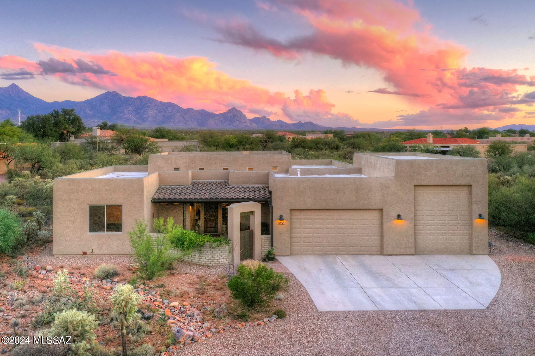 View Green Valley, AZ 85614 house