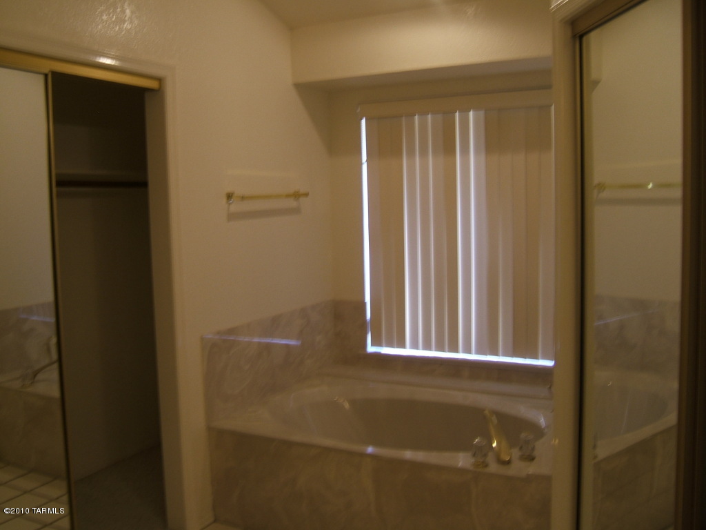 Casas De Ventana (1-130) - Residential Lease
