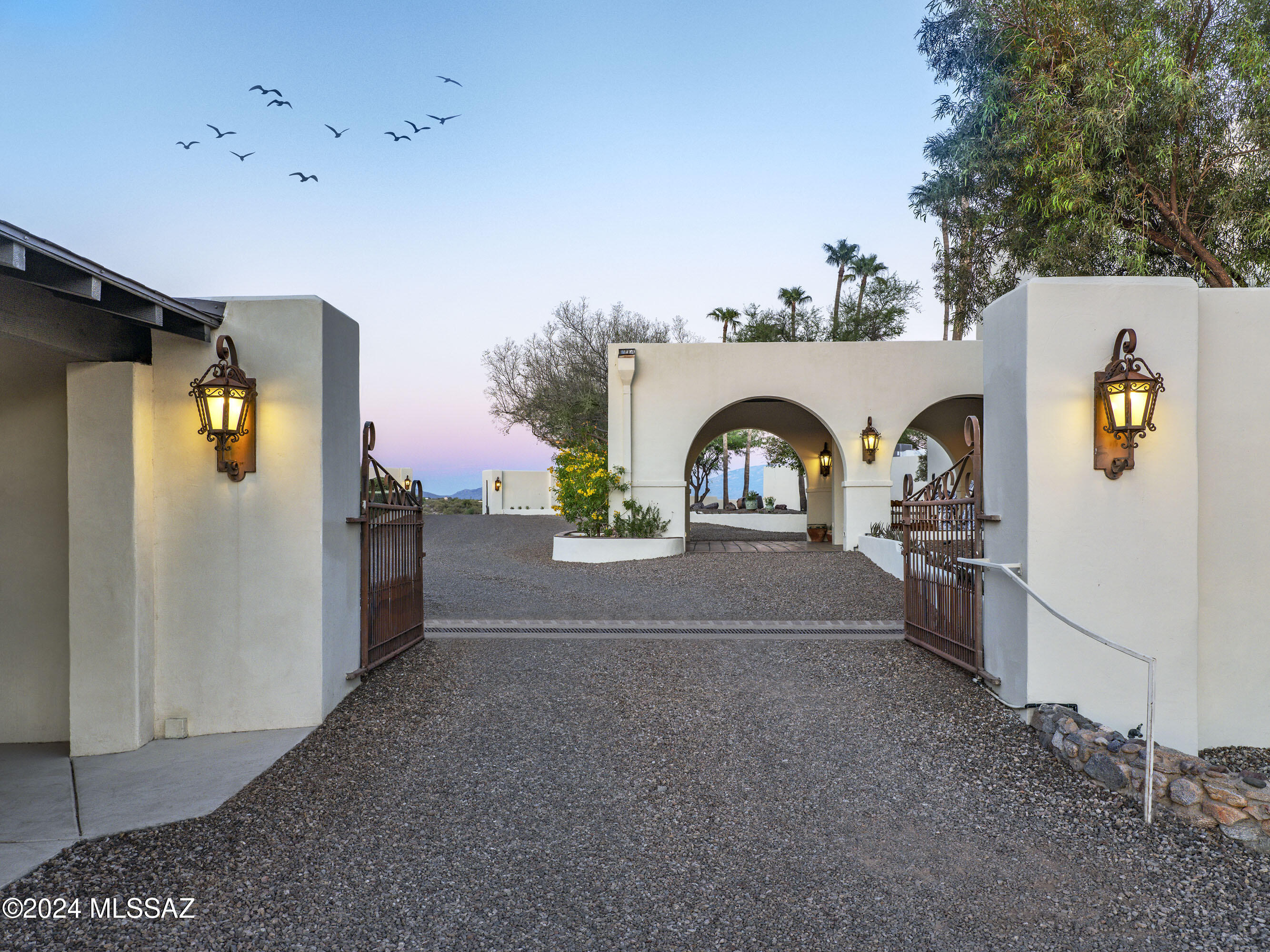 Eleven Arches (1-12) - Residential