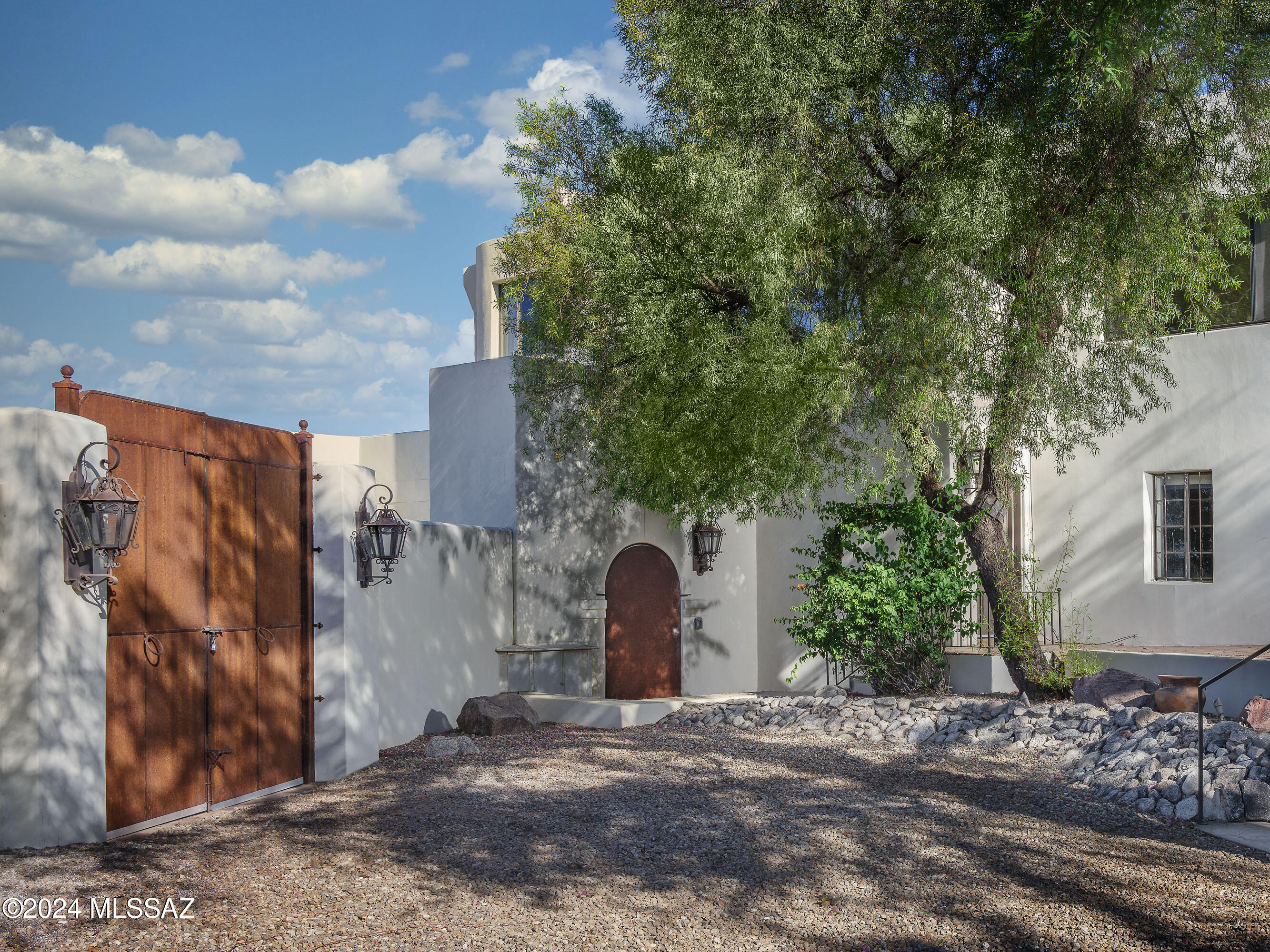 Eleven Arches (1-12) - Residential