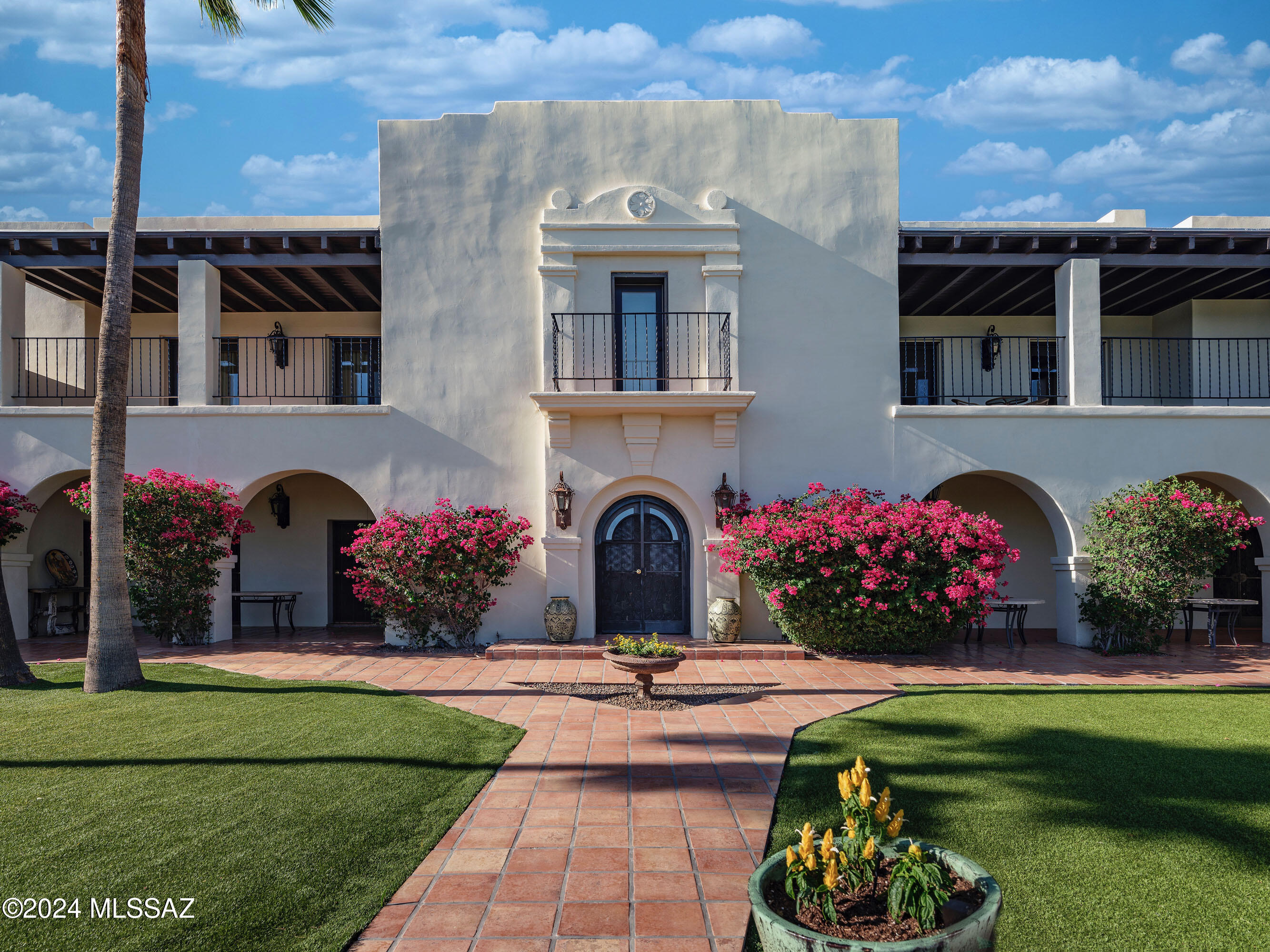 Eleven Arches (1-12) - Residential