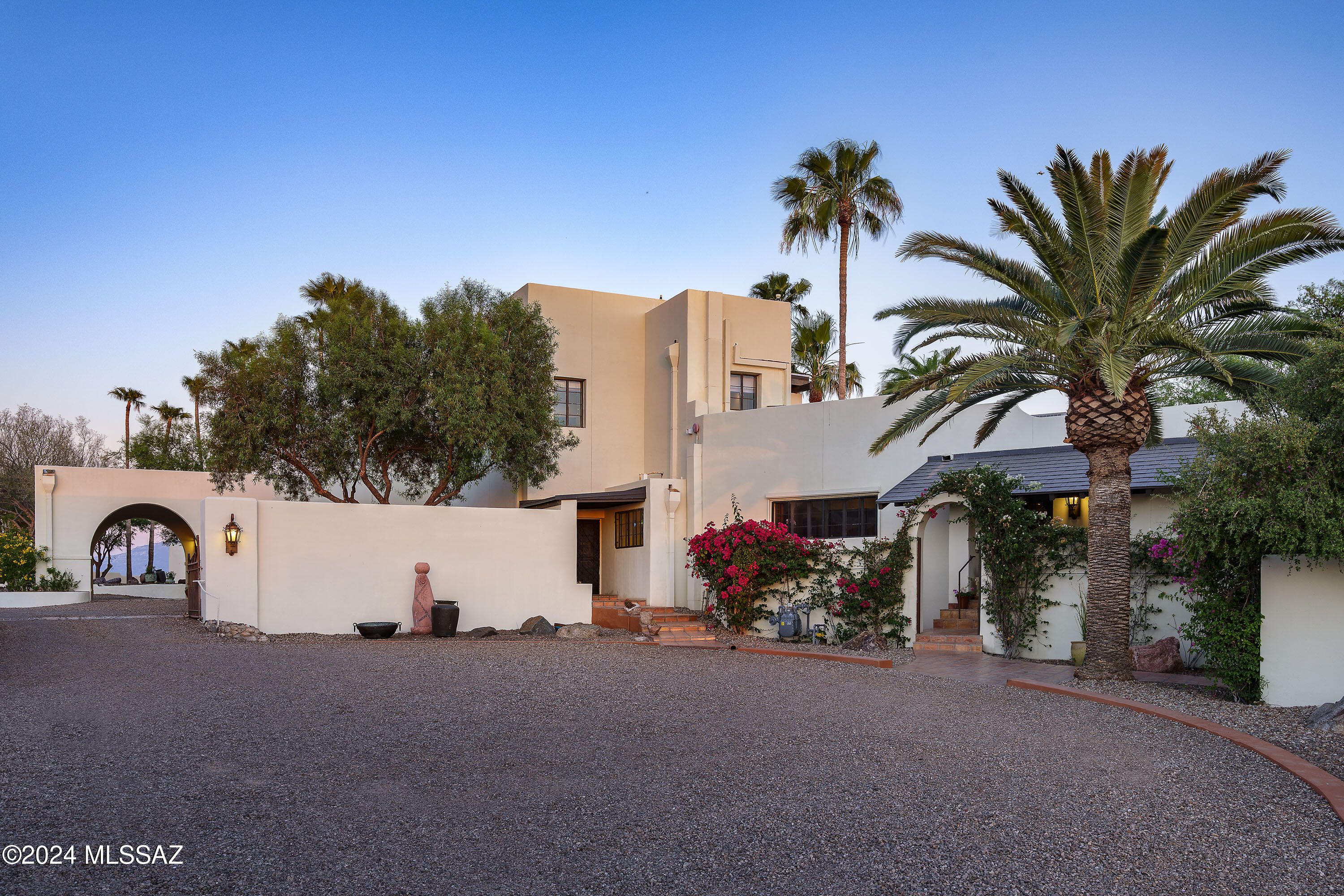 Eleven Arches (1-12) - Residential