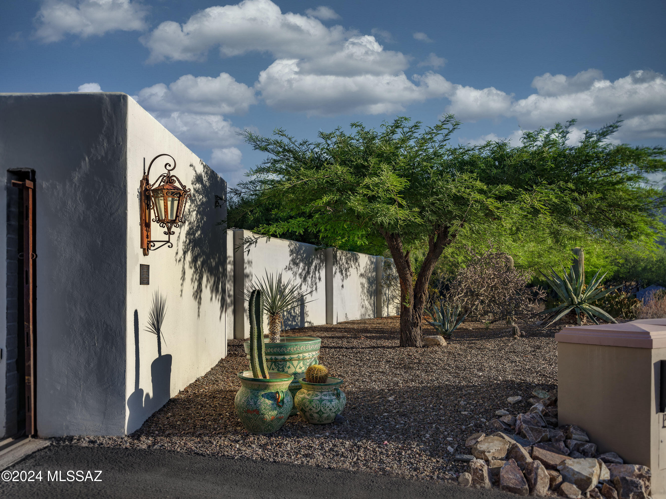 Eleven Arches (1-12) - Residential
