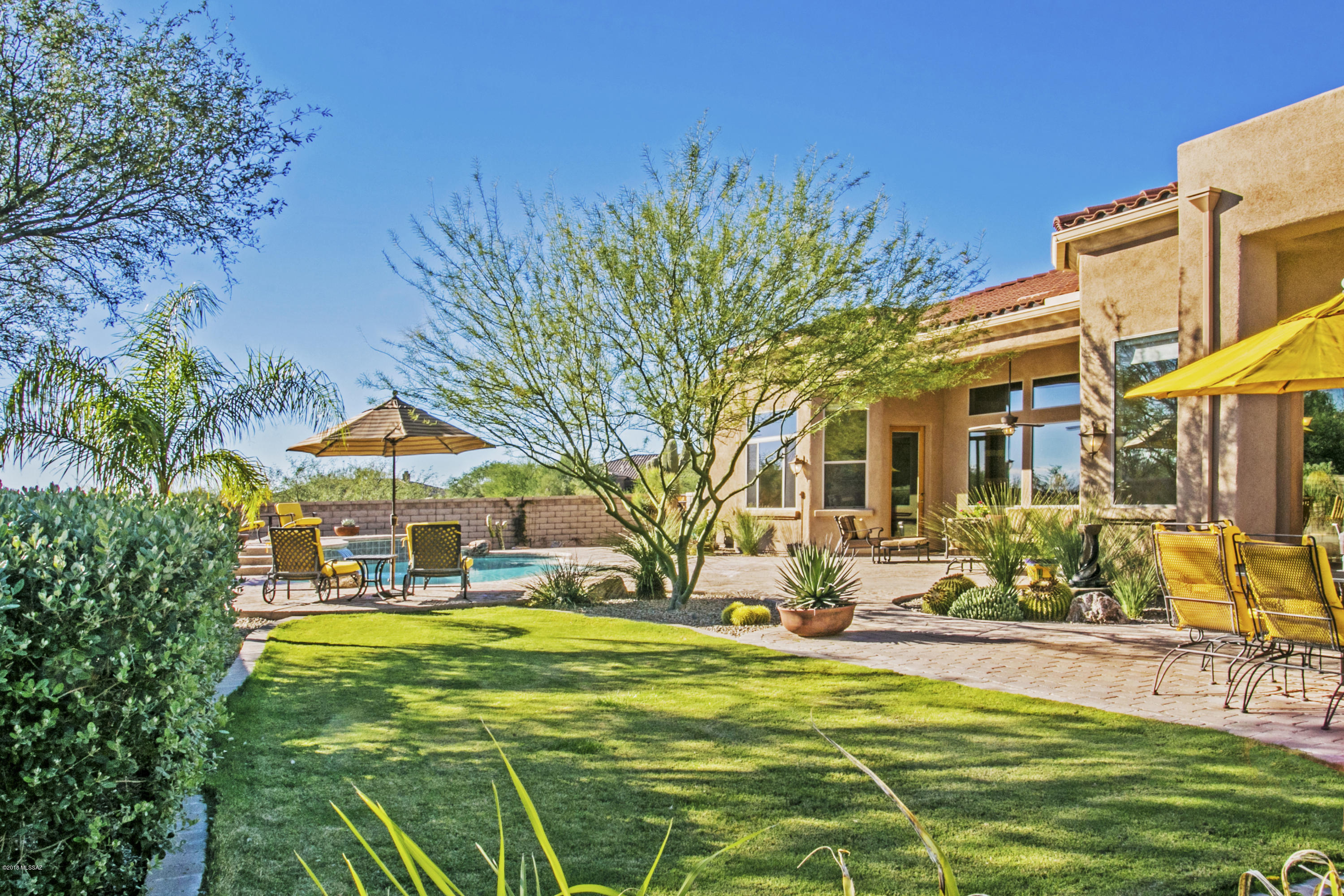Dos Lagos at Dove Mountain (1-91) - Residential